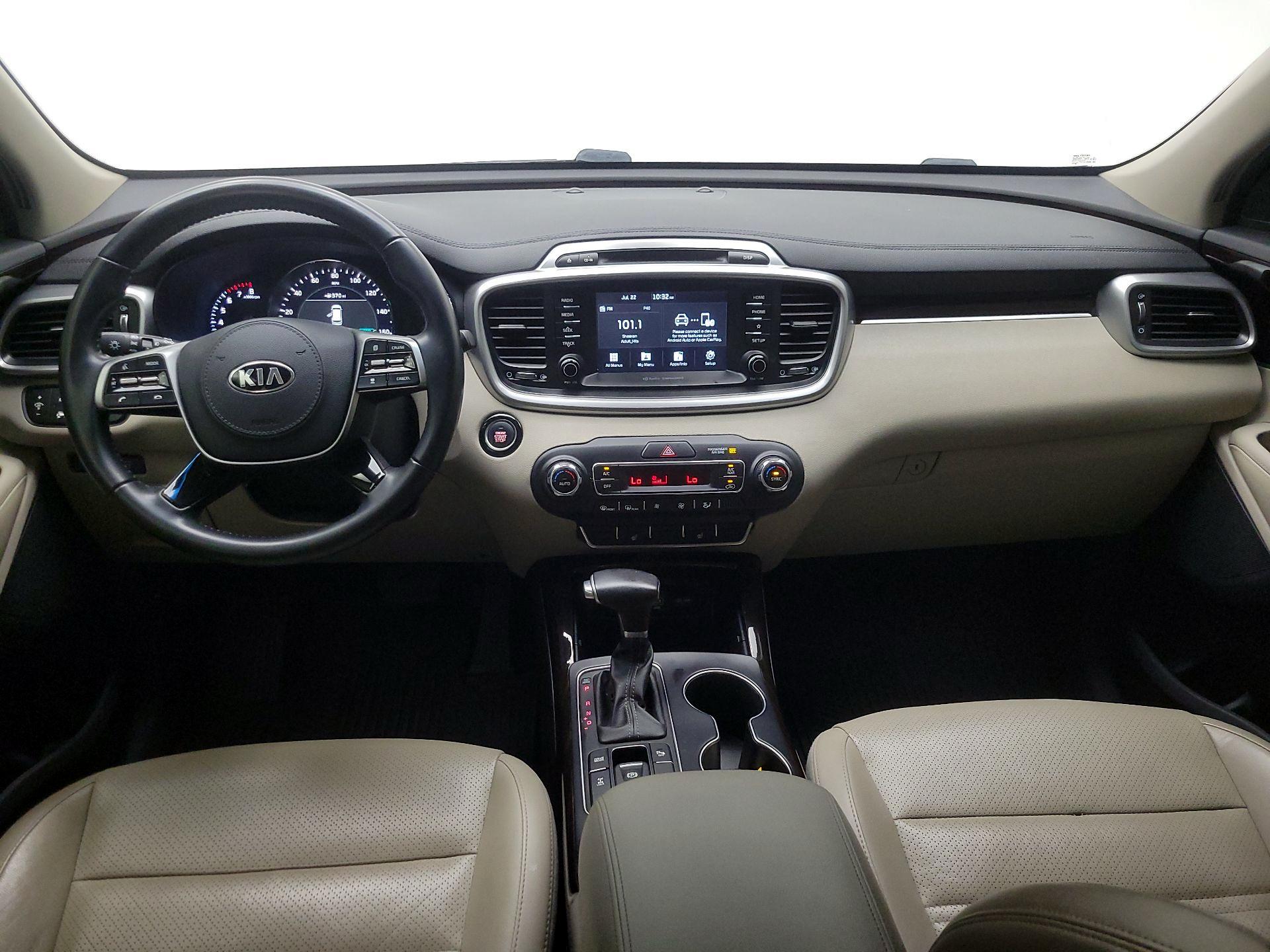 Thumbnail: 2019 Kia Sorento - 9