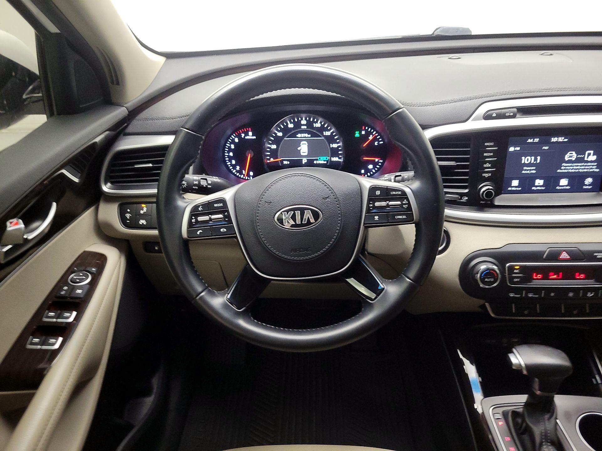 Thumbnail: 2019 Kia Sorento - 10
