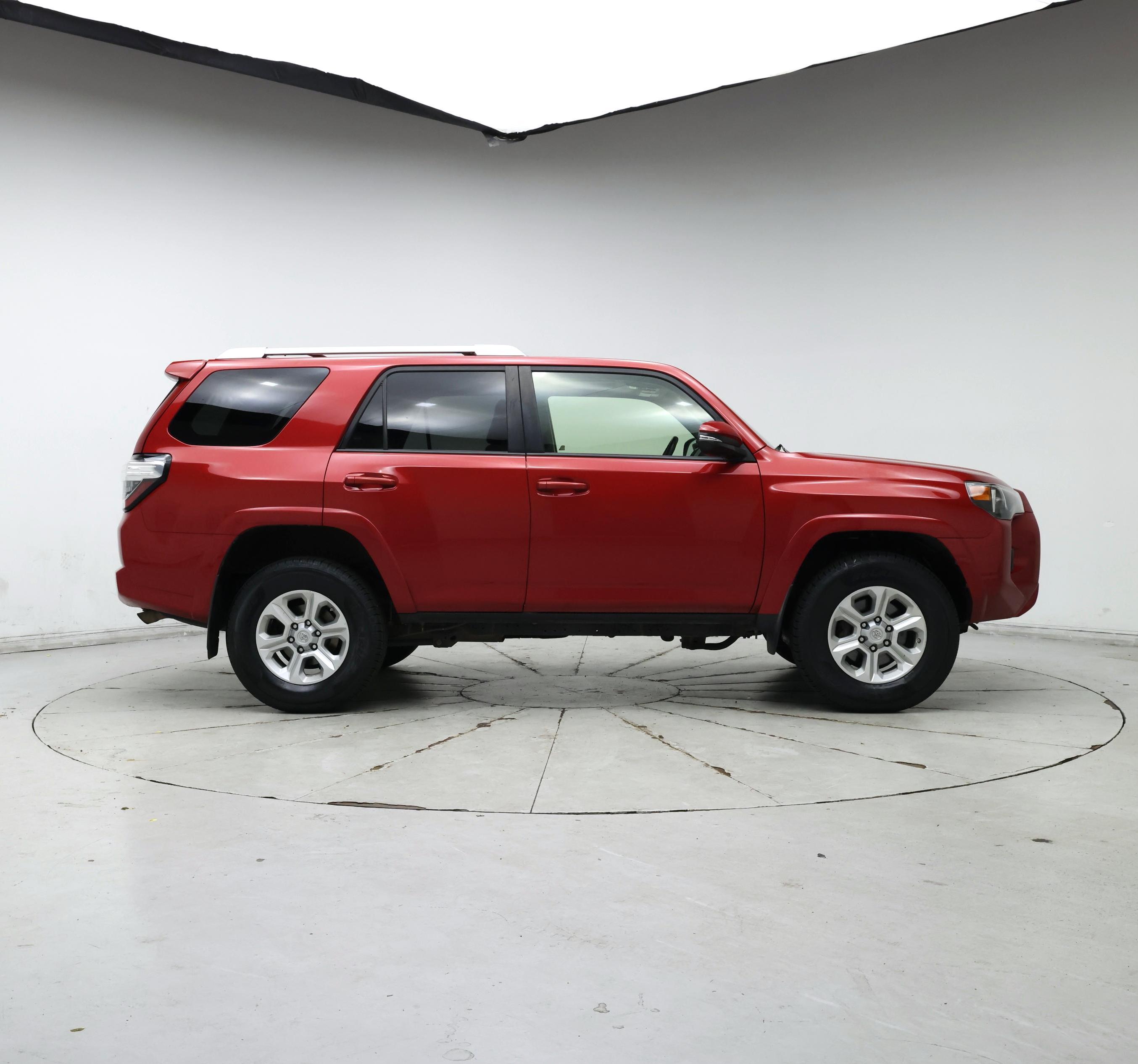 Thumbnail: 2018 Toyota 4Runner - 7