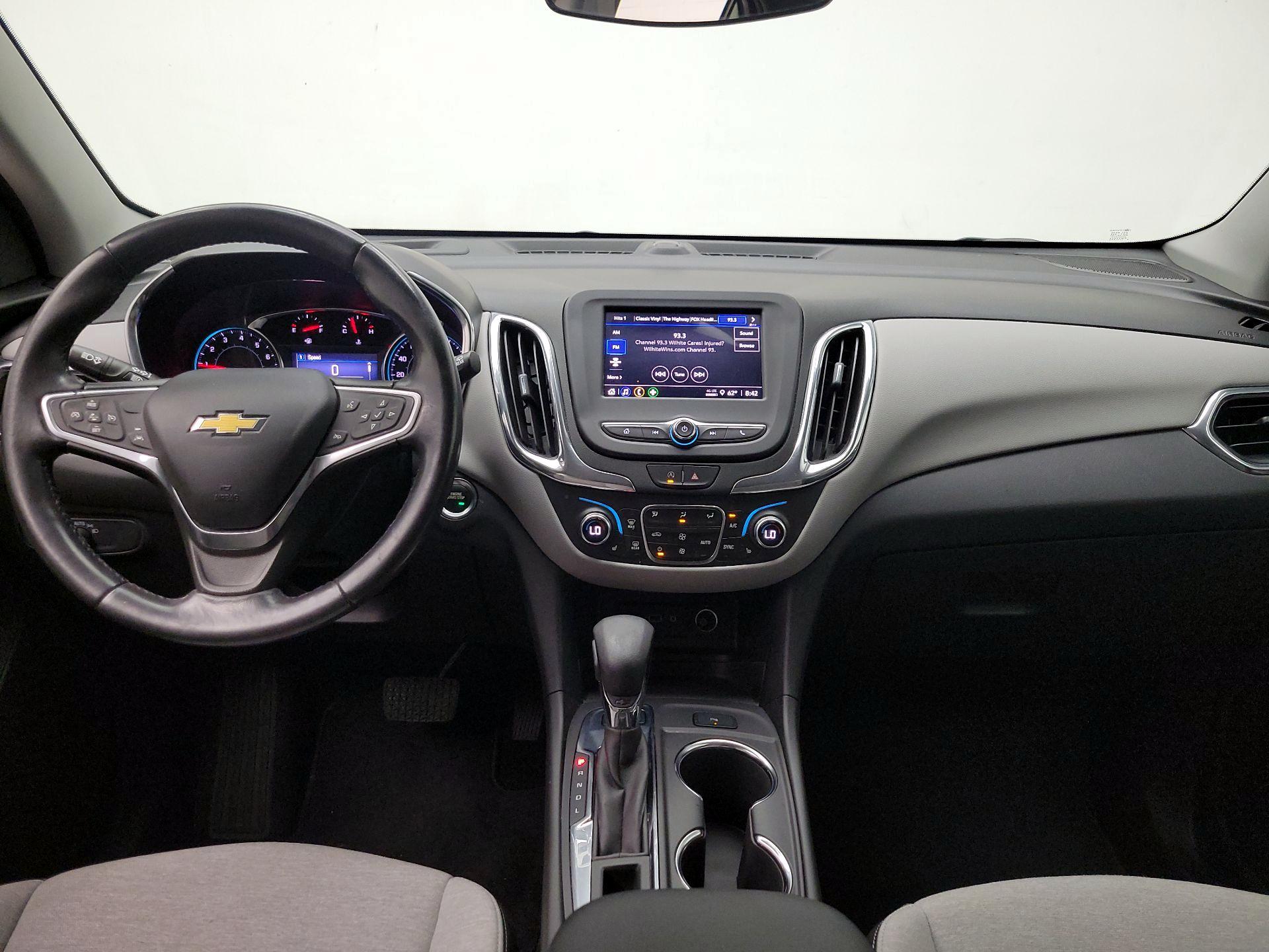 Thumbnail: 2022 Chevrolet Equinox - 9