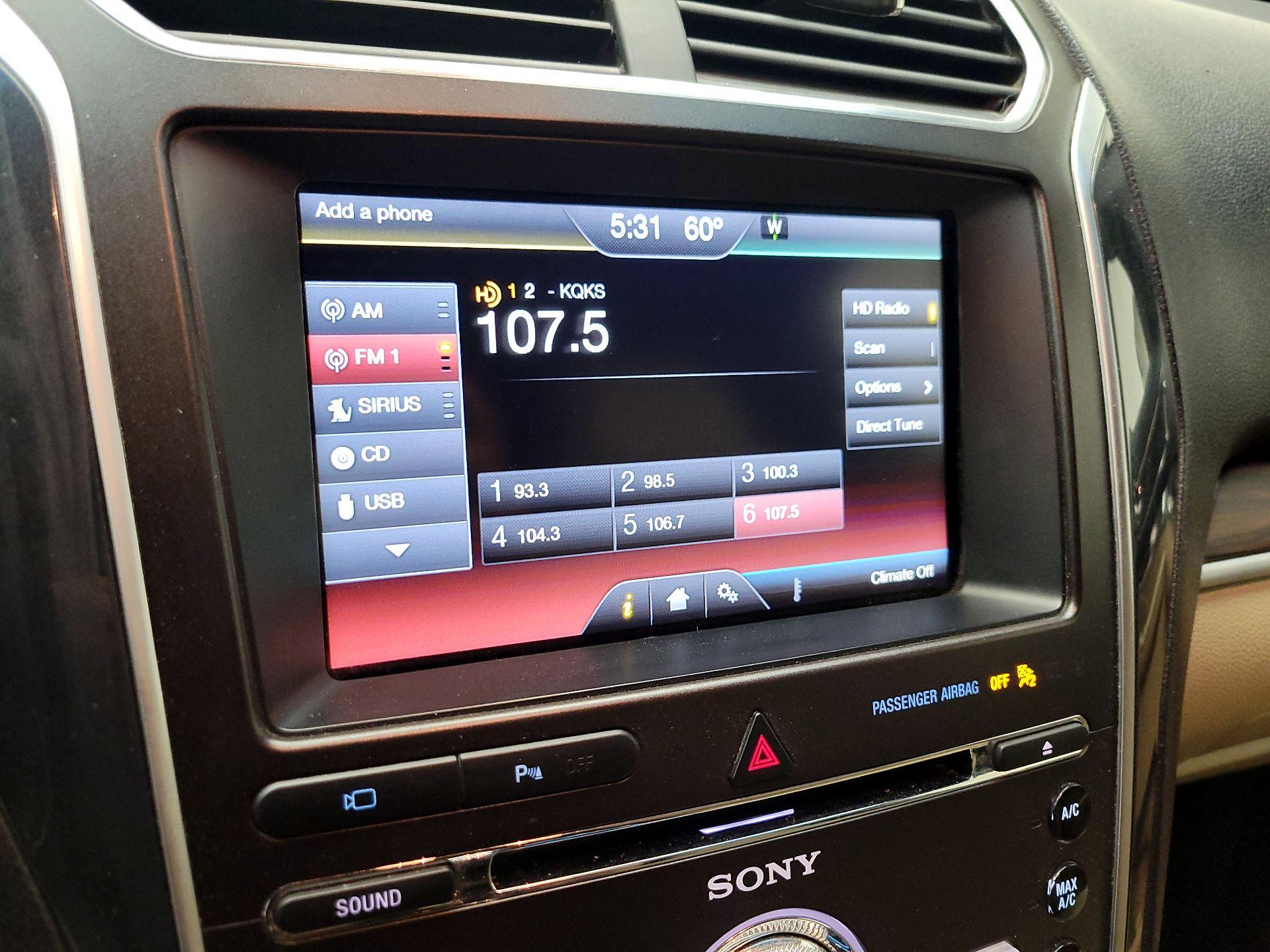 Thumbnail: 2016 Ford Explorer - 16