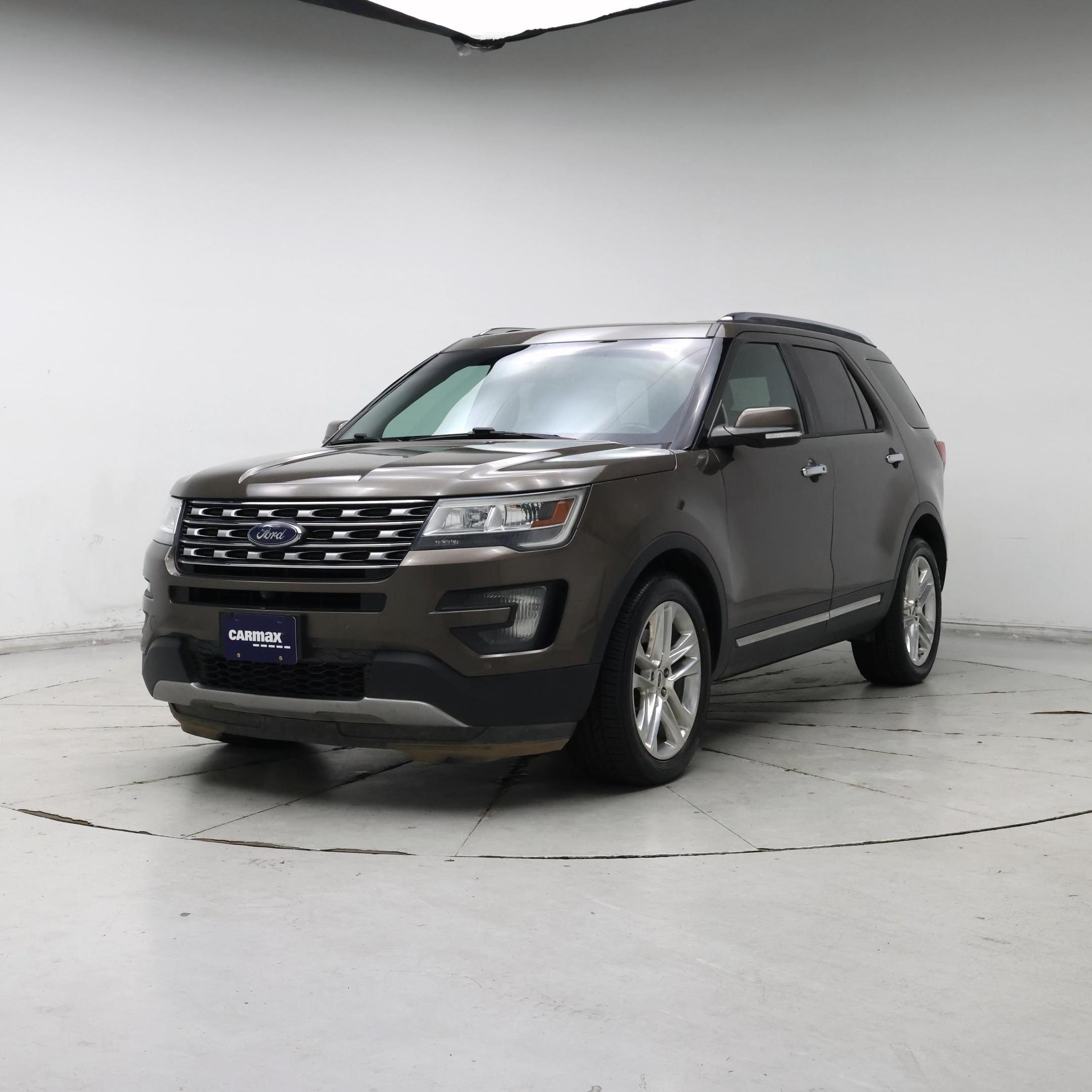Thumbnail: 2016 Ford Explorer - 4