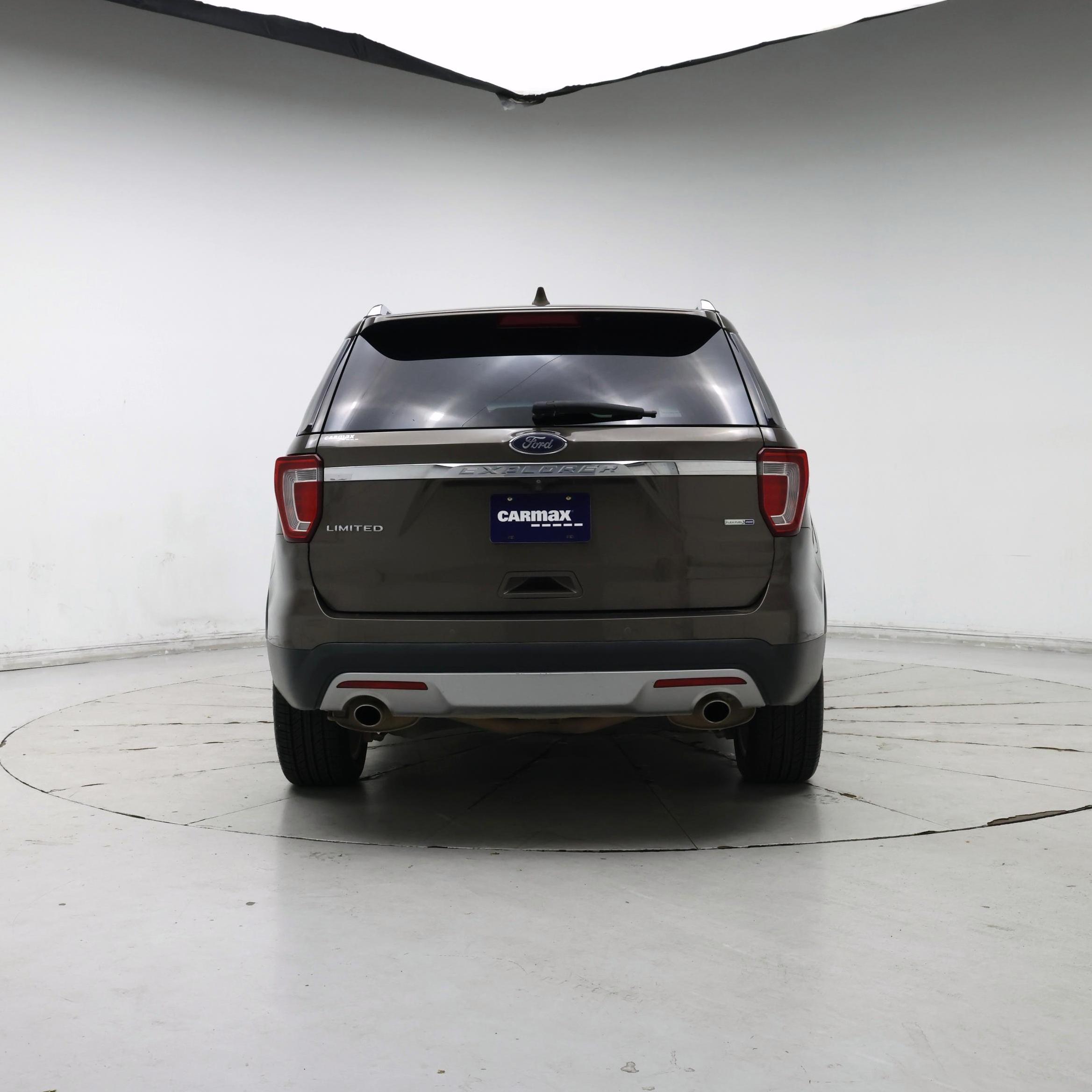 Thumbnail: 2016 Ford Explorer - 6