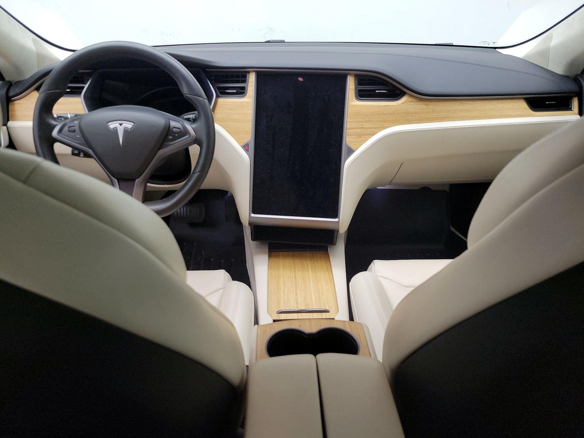 Thumbnail: 2018 Tesla Model S - 9