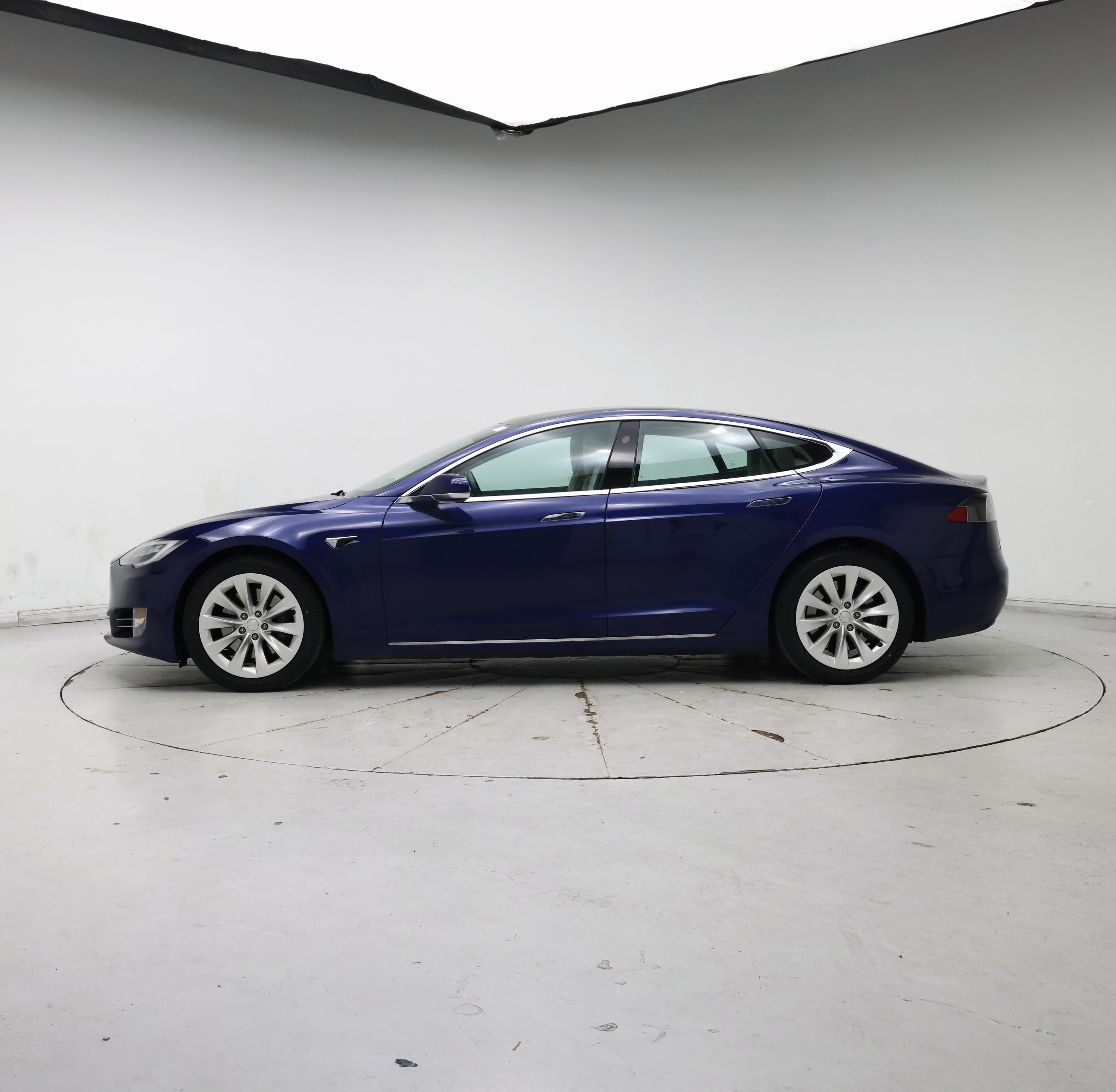 Thumbnail: 2018 Tesla Model S - 3