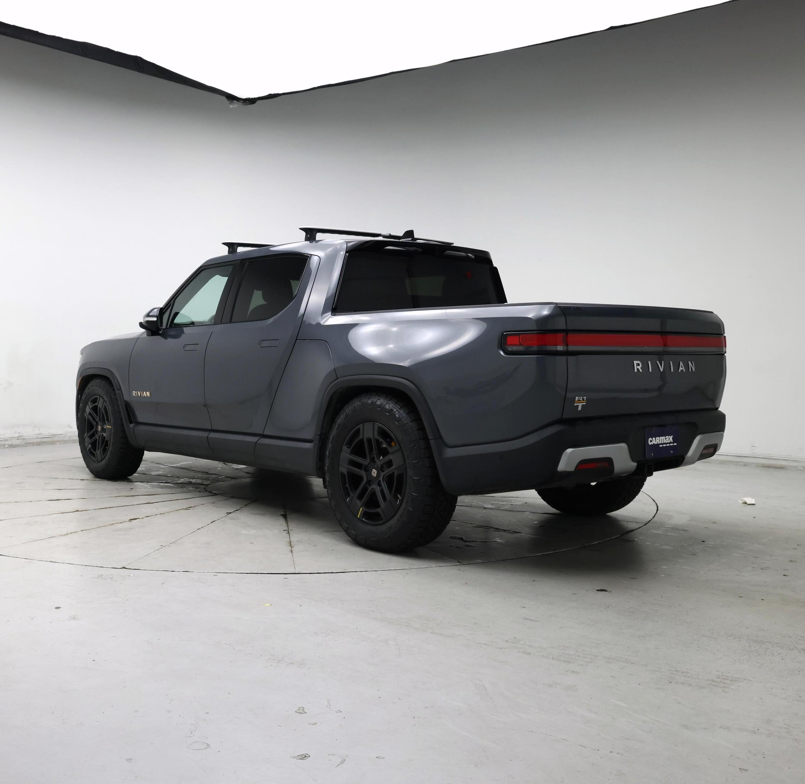 Thumbnail: 2022 Rivian R1T - 2