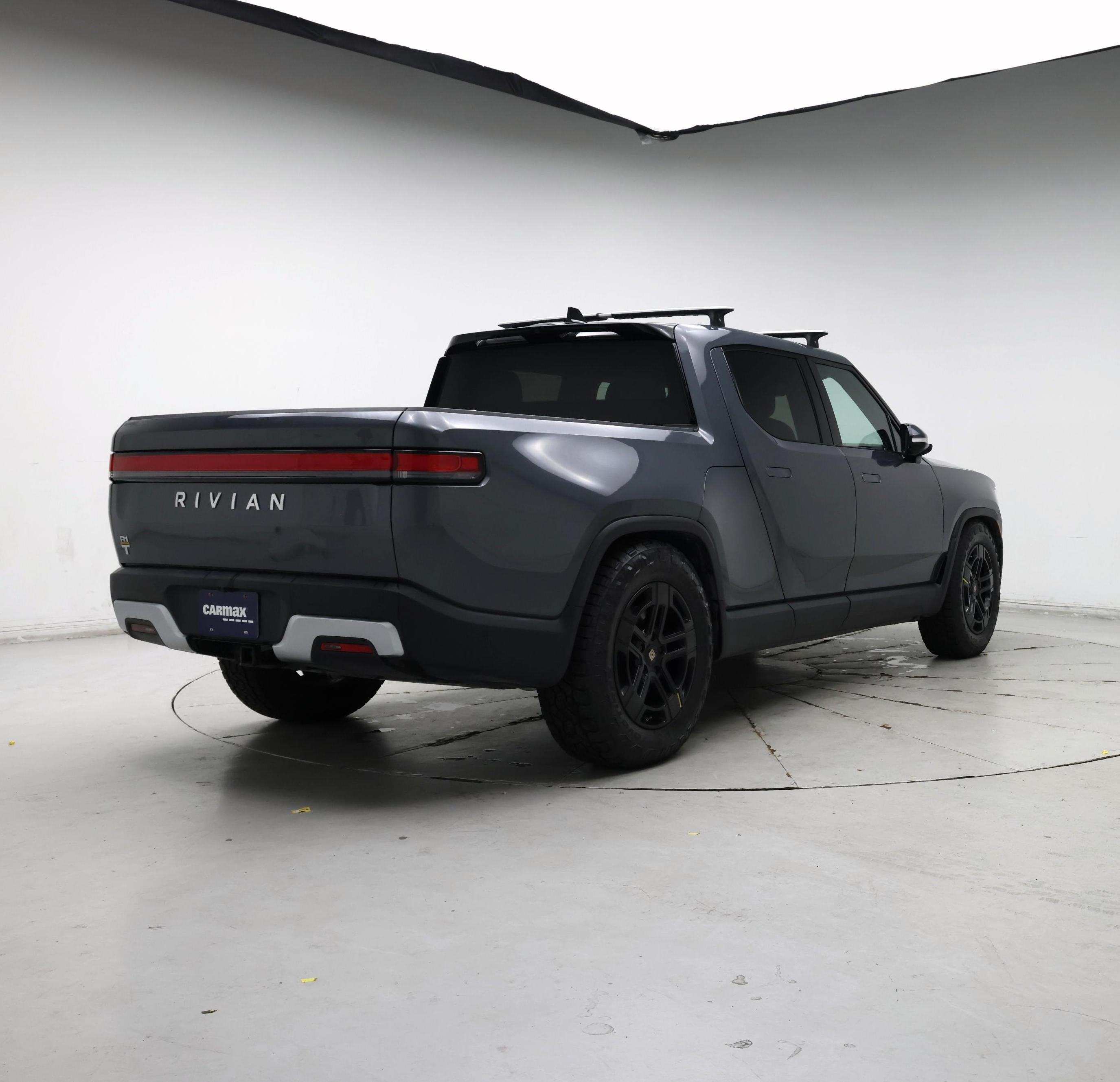 Thumbnail: 2022 Rivian R1T - 8