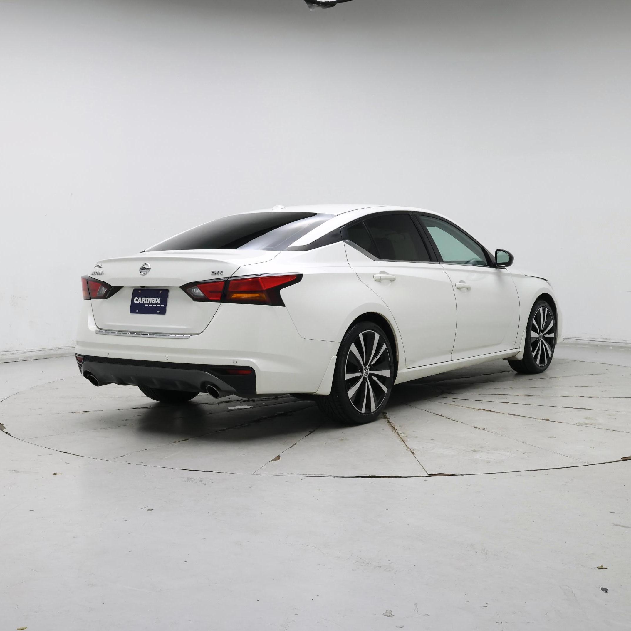 Thumbnail: 2021 Nissan Altima - 8