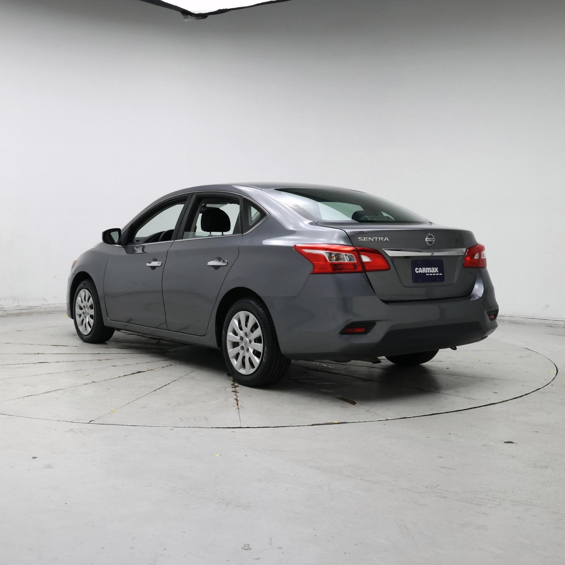 Thumbnail: 2019 Nissan Sentra - 2