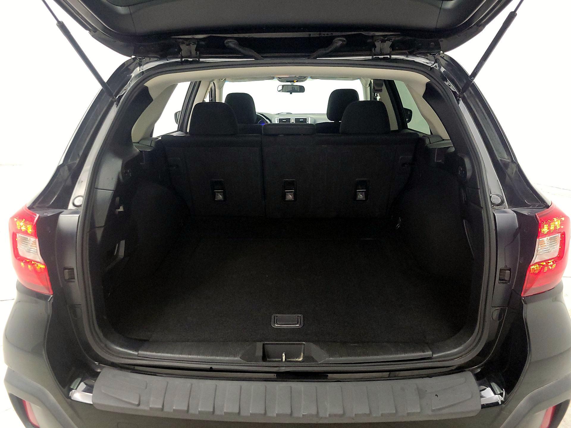 Thumbnail: 2018 Subaru Outback - 20