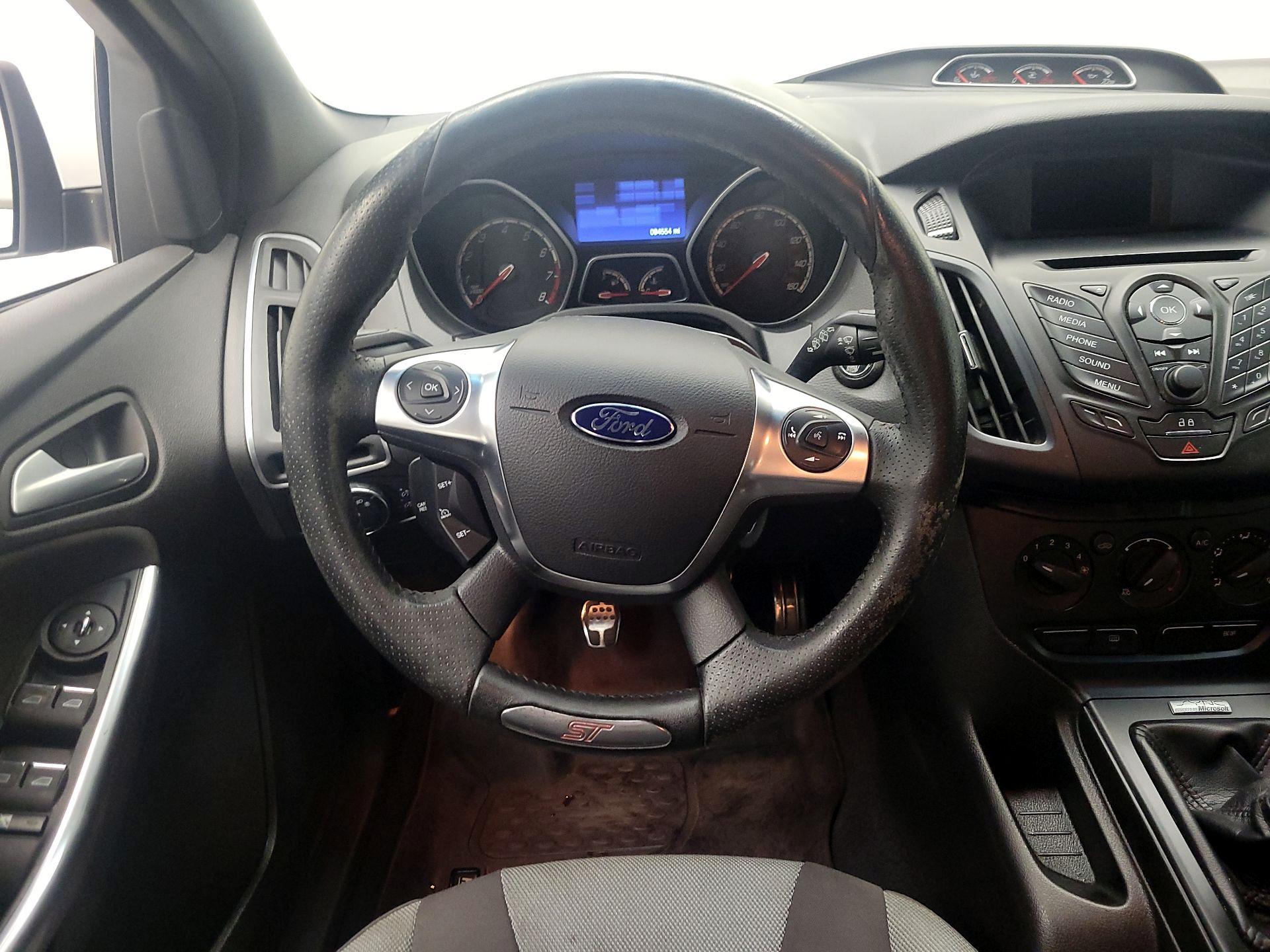 Thumbnail: 2014 Ford Focus - 10