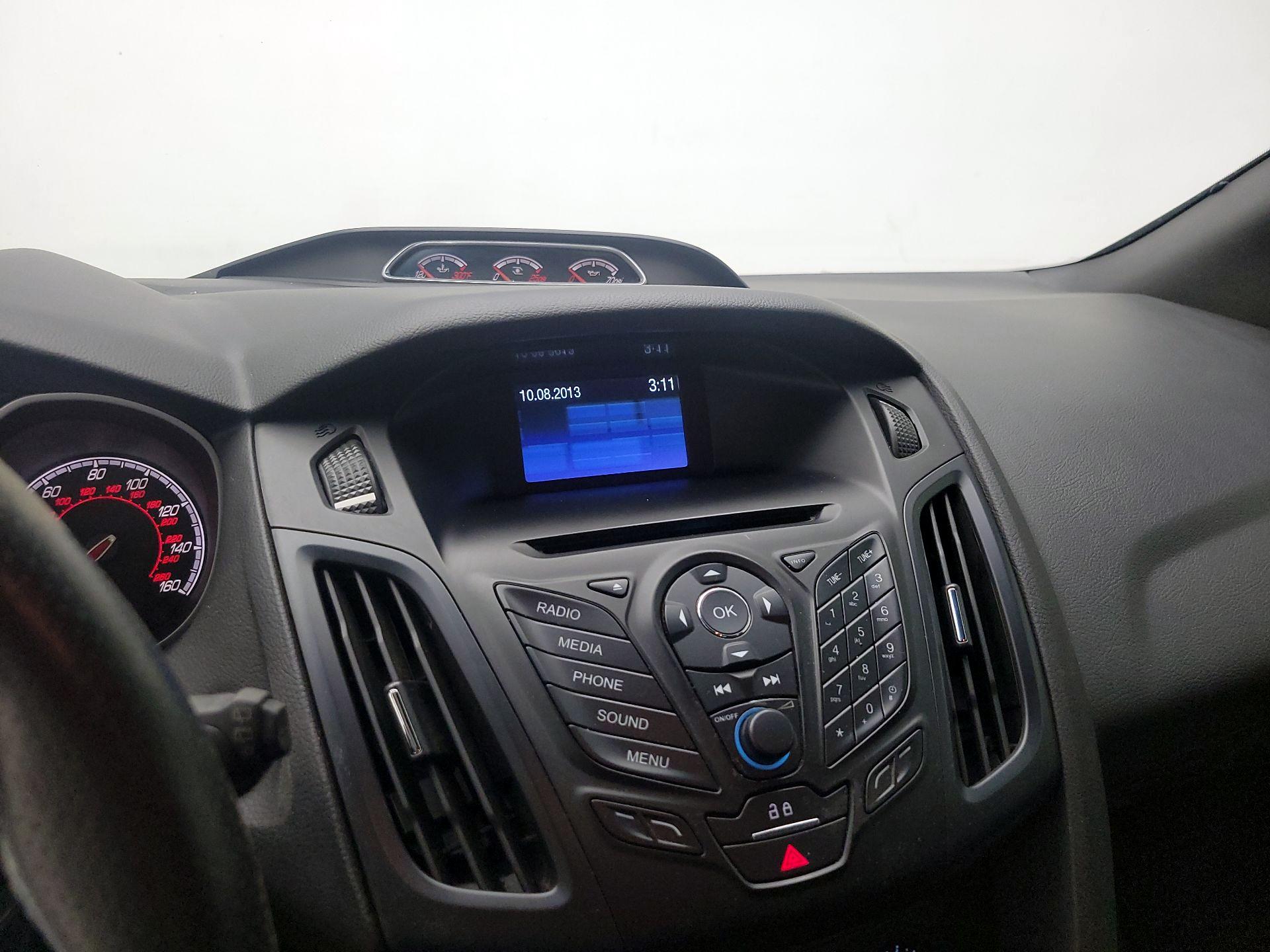 Thumbnail: 2014 Ford Focus - 14
