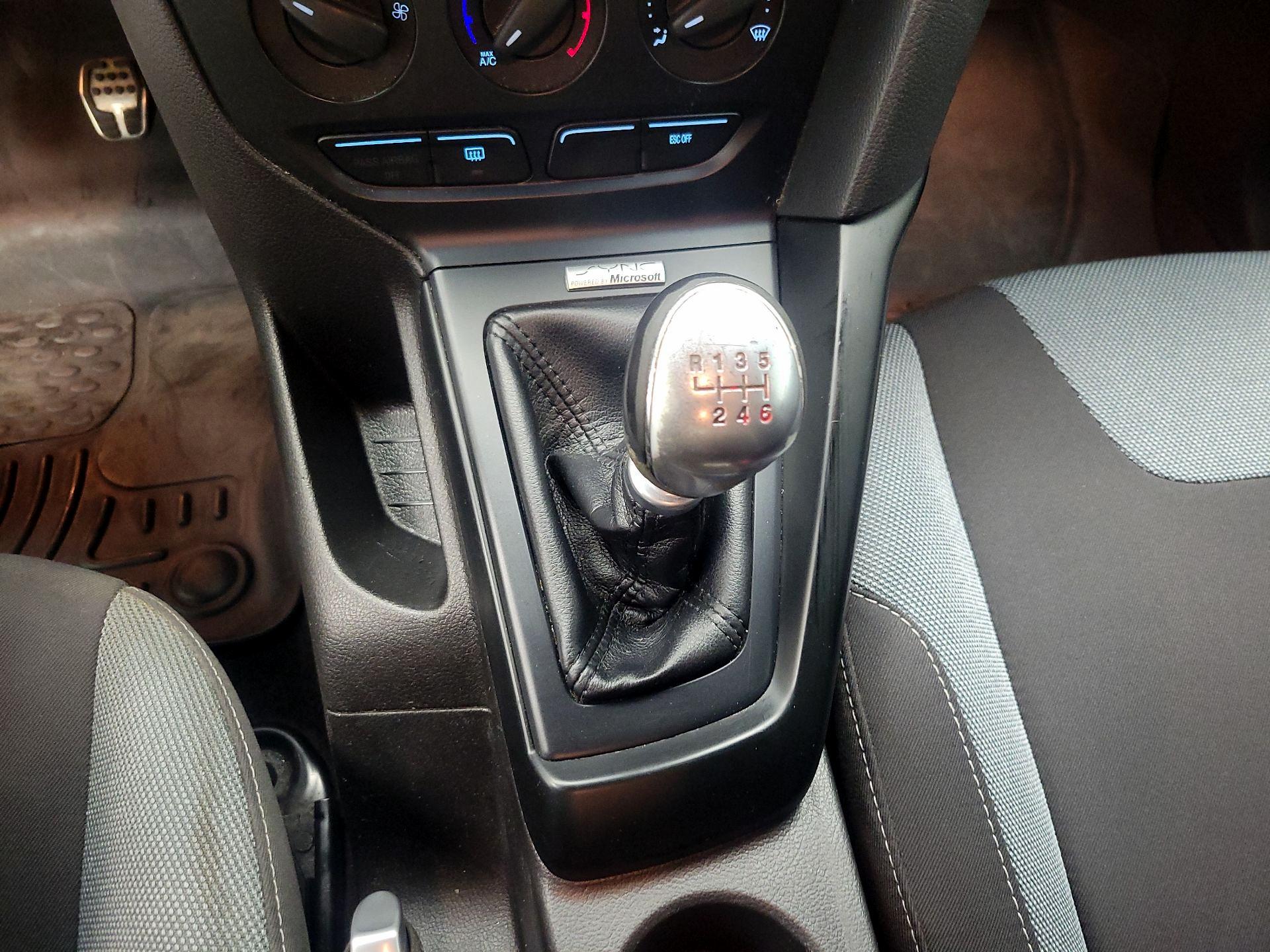 Thumbnail: 2014 Ford Focus - 16