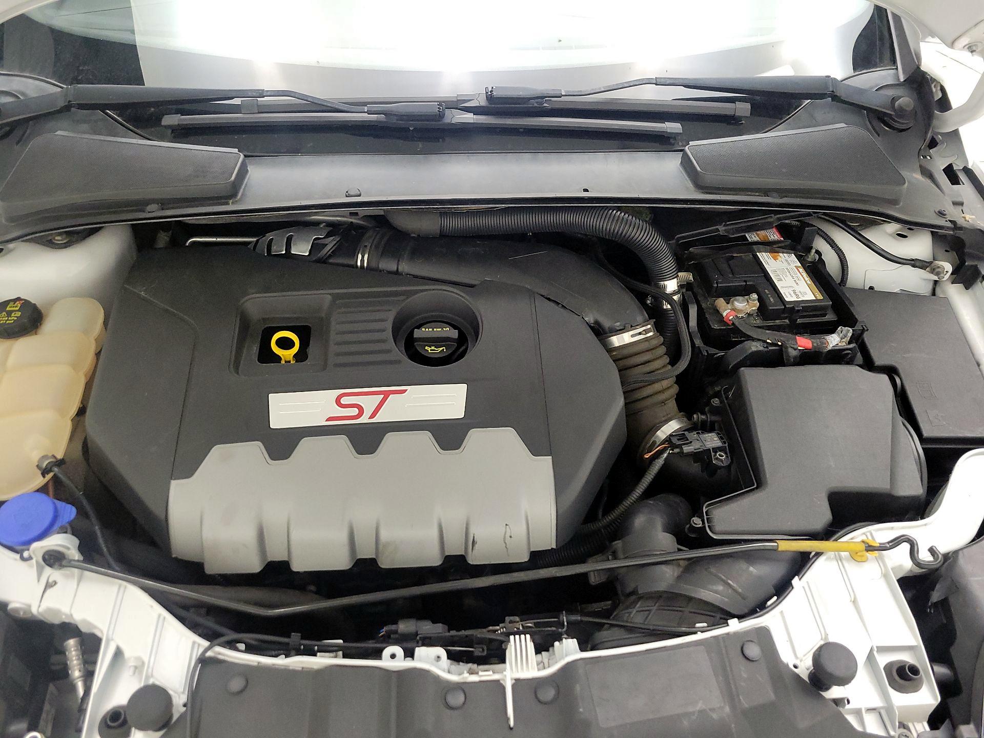 Thumbnail: 2014 Ford Focus - 19