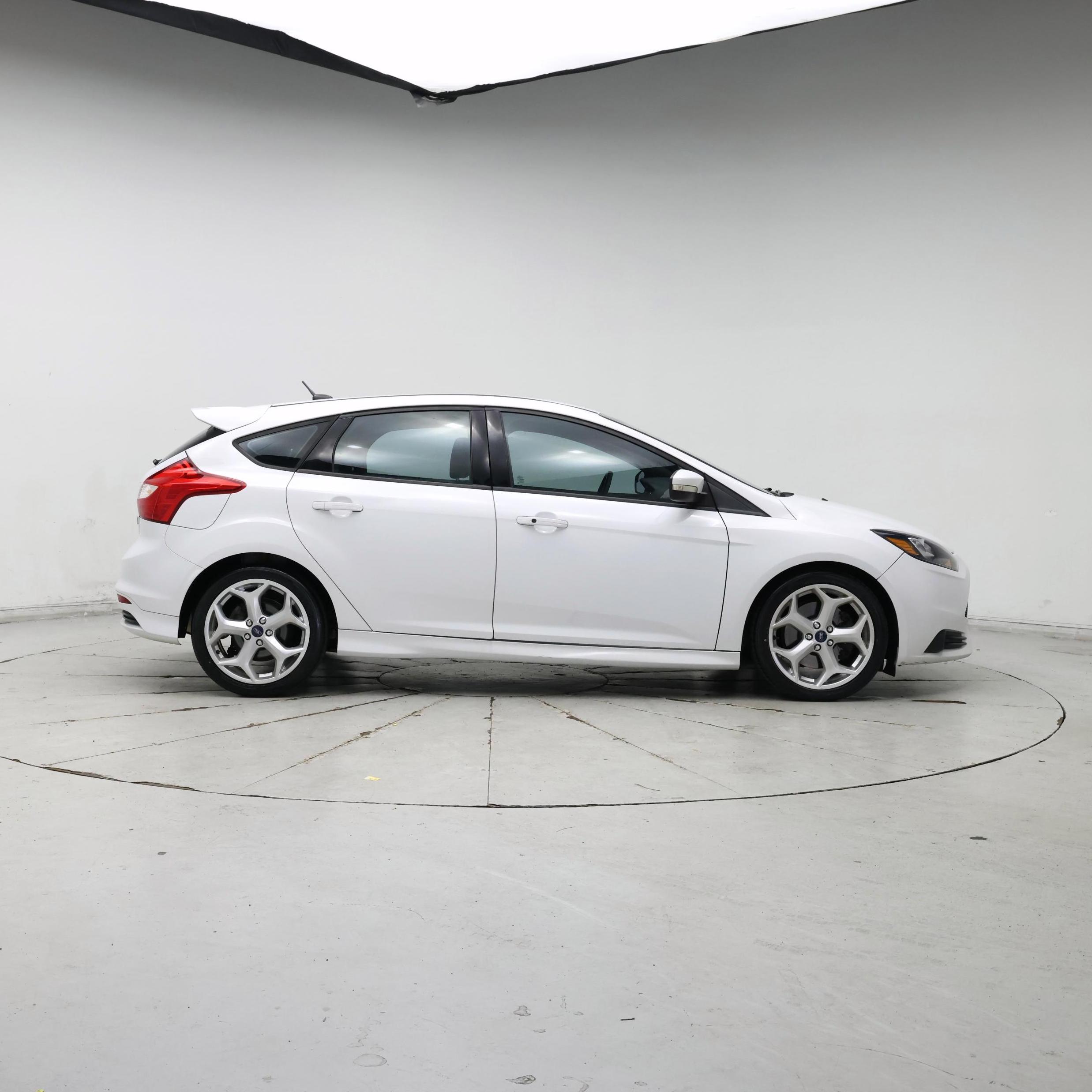 Thumbnail: 2014 Ford Focus - 7