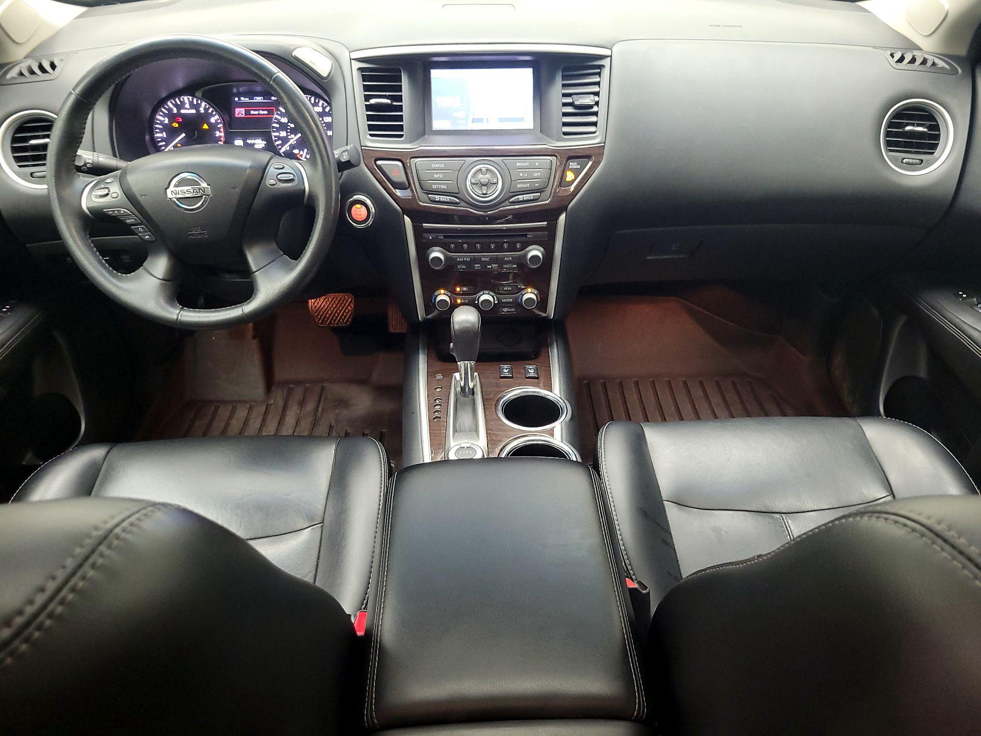 Thumbnail: 2014 Nissan Pathfinder - 9