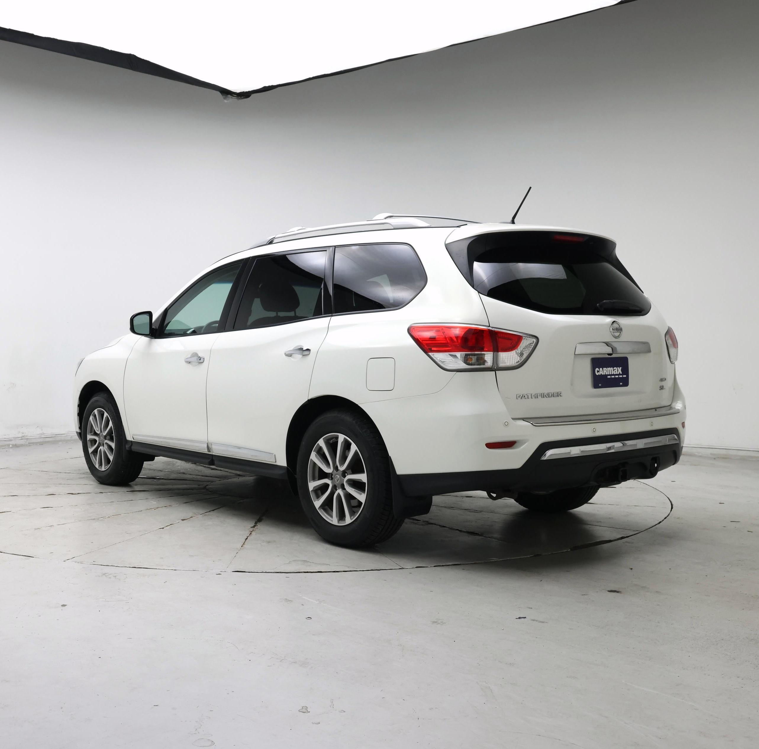 Thumbnail: 2014 Nissan Pathfinder - 2
