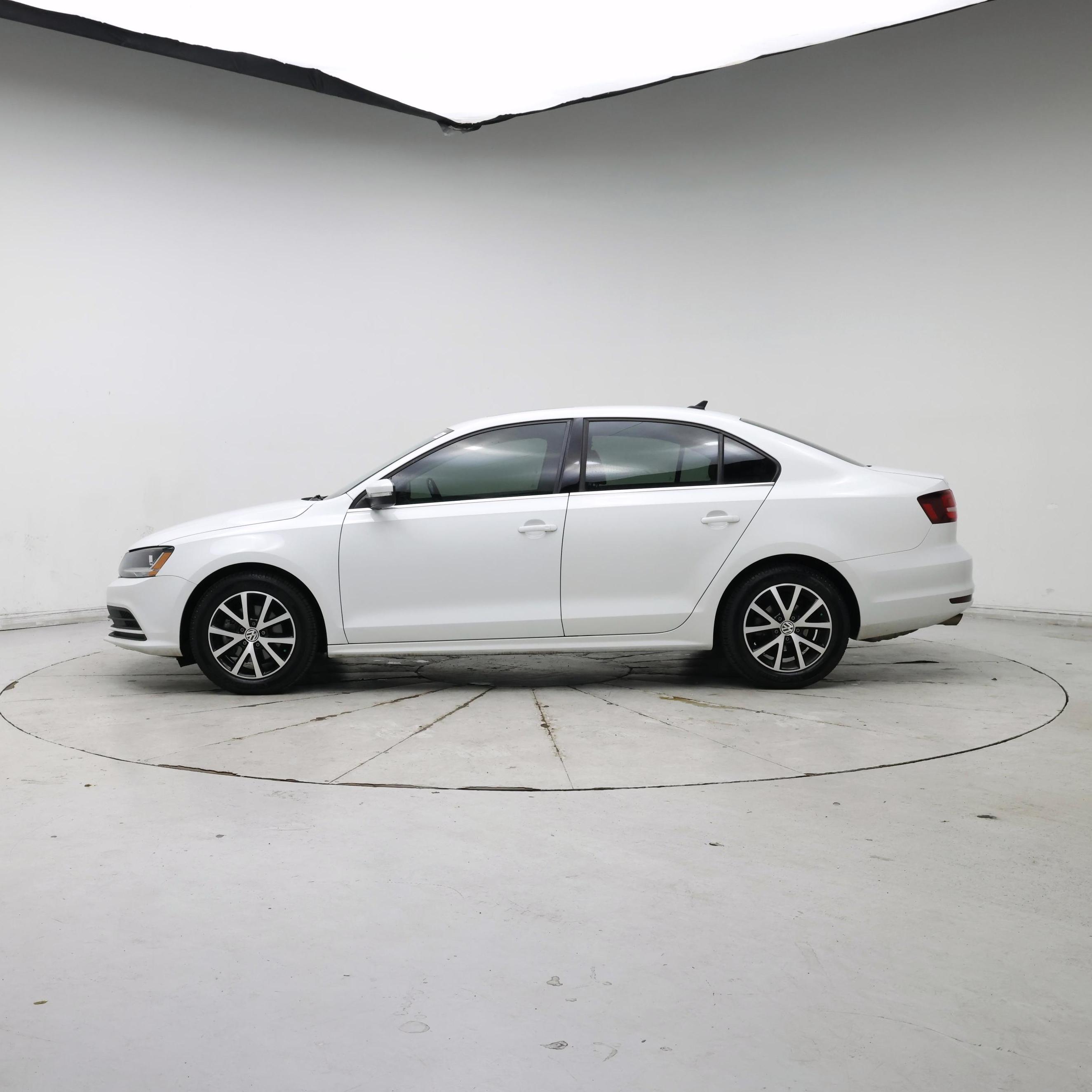 Thumbnail: 2017 Volkswagen Jetta - 3