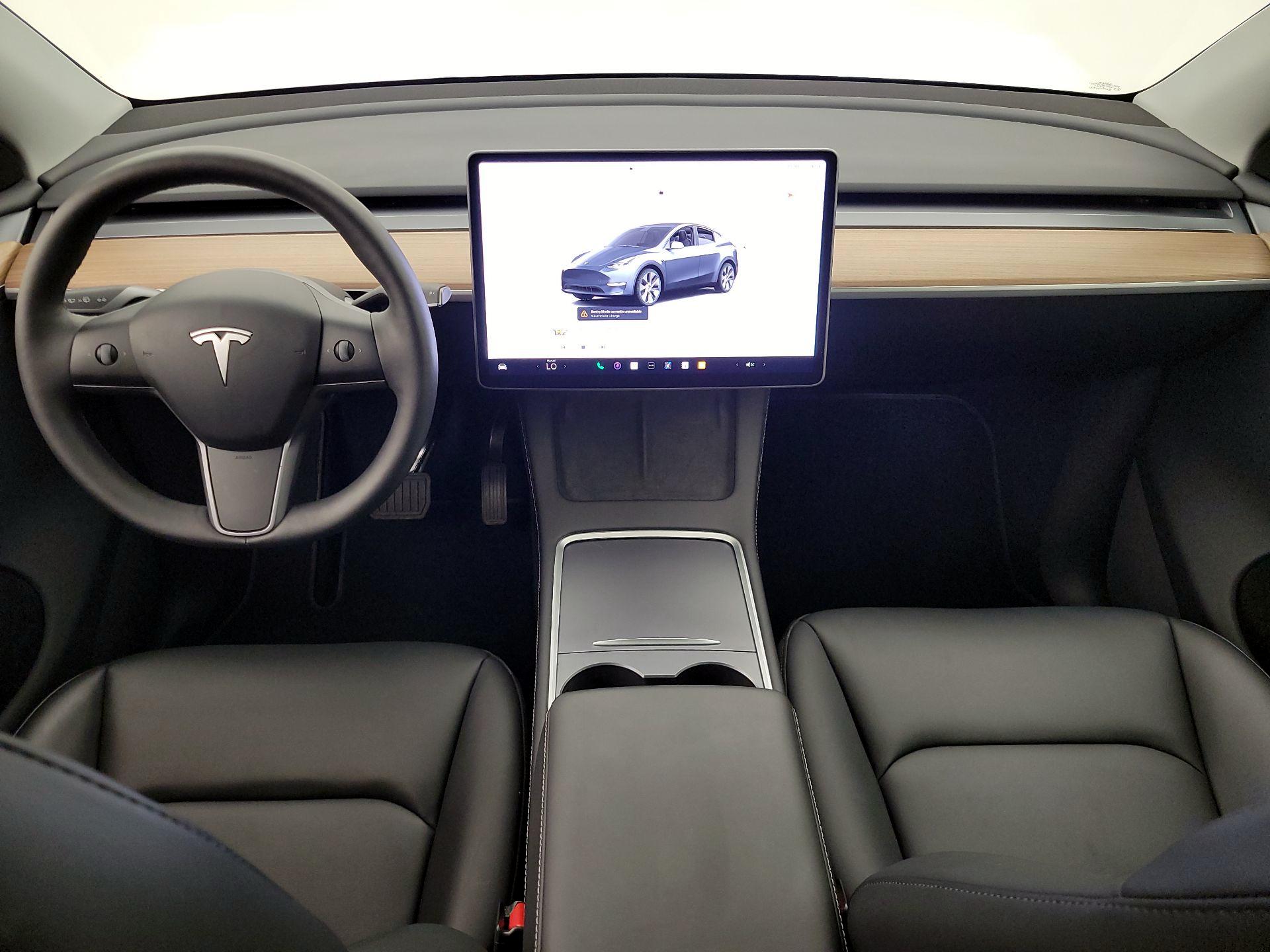 Thumbnail: 2023 Tesla Model Y - 9