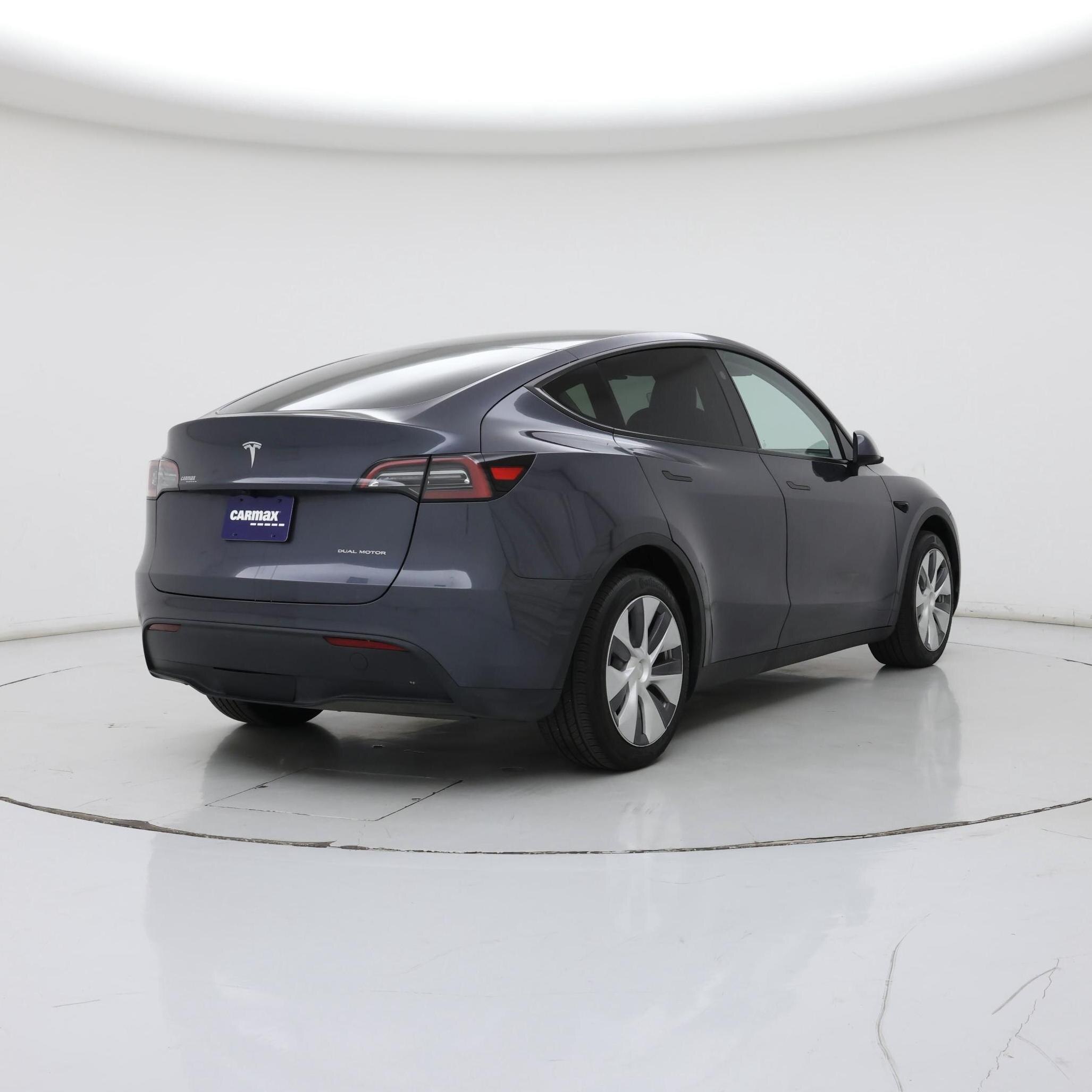 Thumbnail: 2023 Tesla Model Y - 8