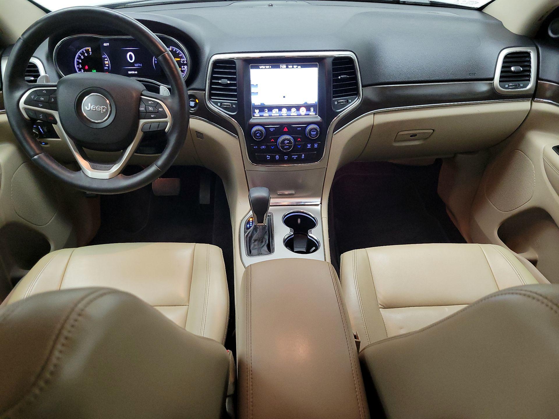 Thumbnail: 2017 Jeep Grand Cherokee - 9