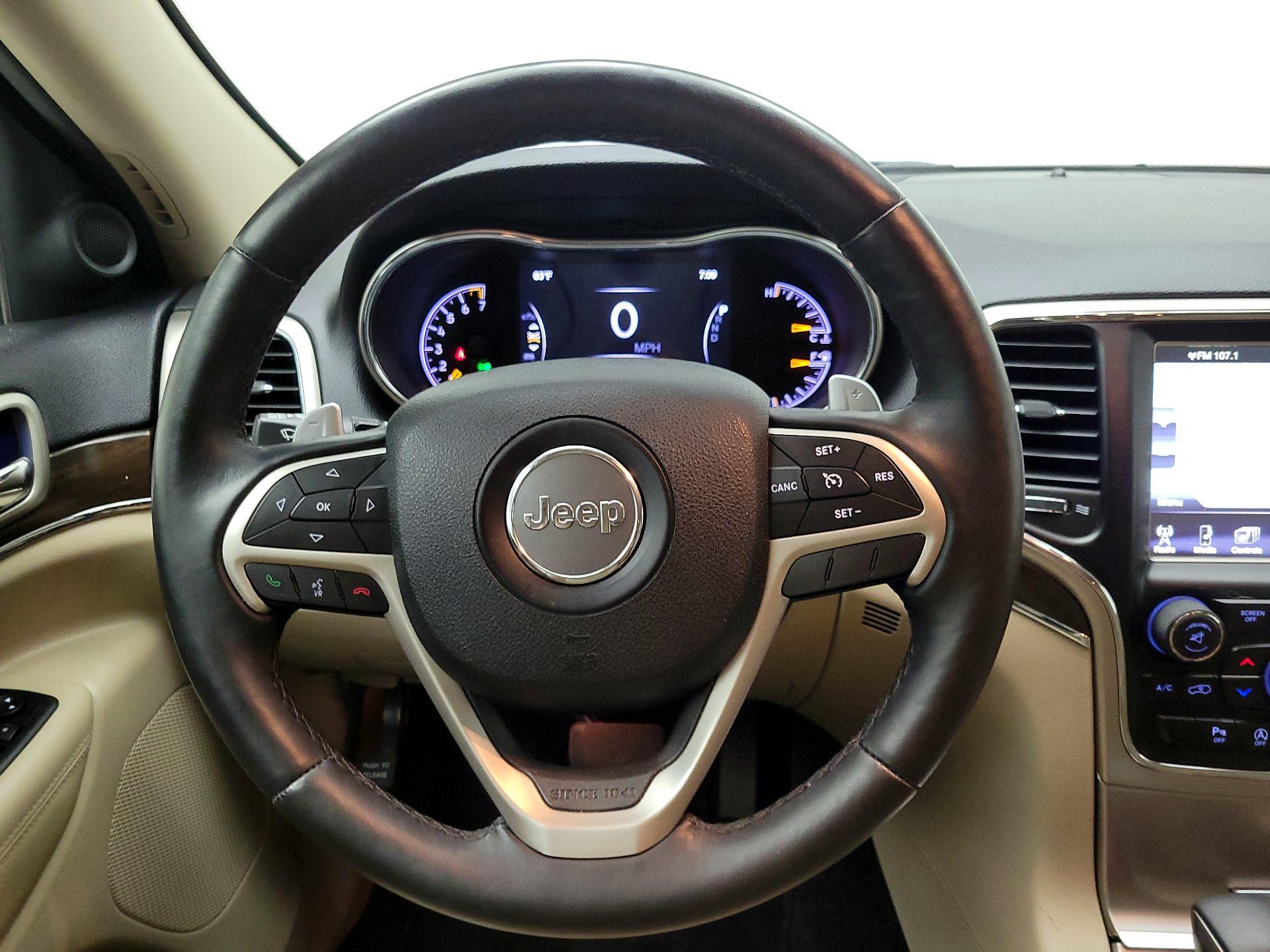 Thumbnail: 2017 Jeep Grand Cherokee - 10