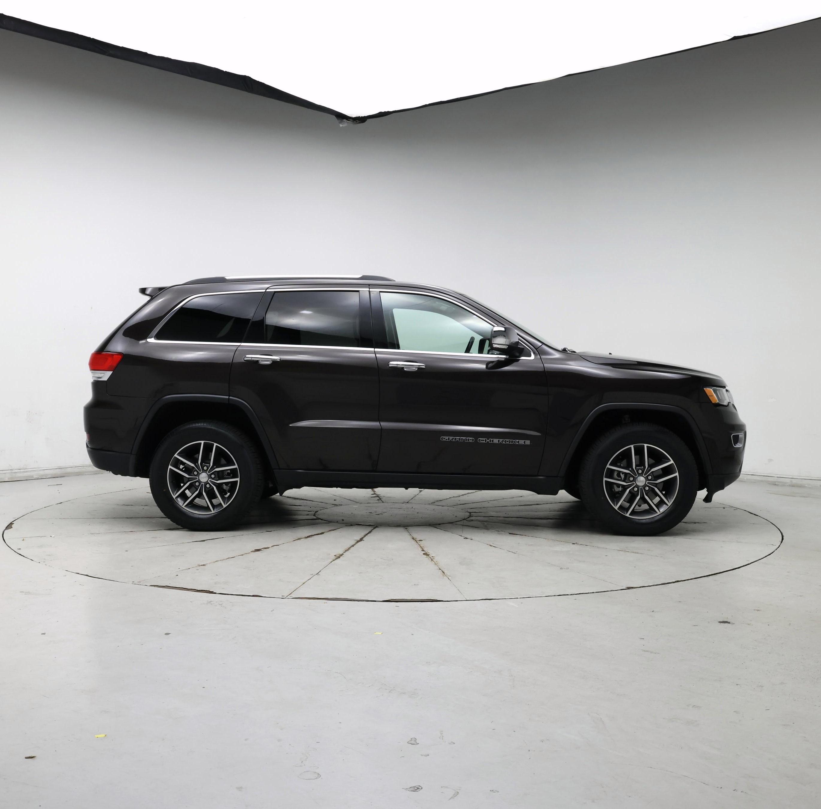 Thumbnail: 2017 Jeep Grand Cherokee - 7