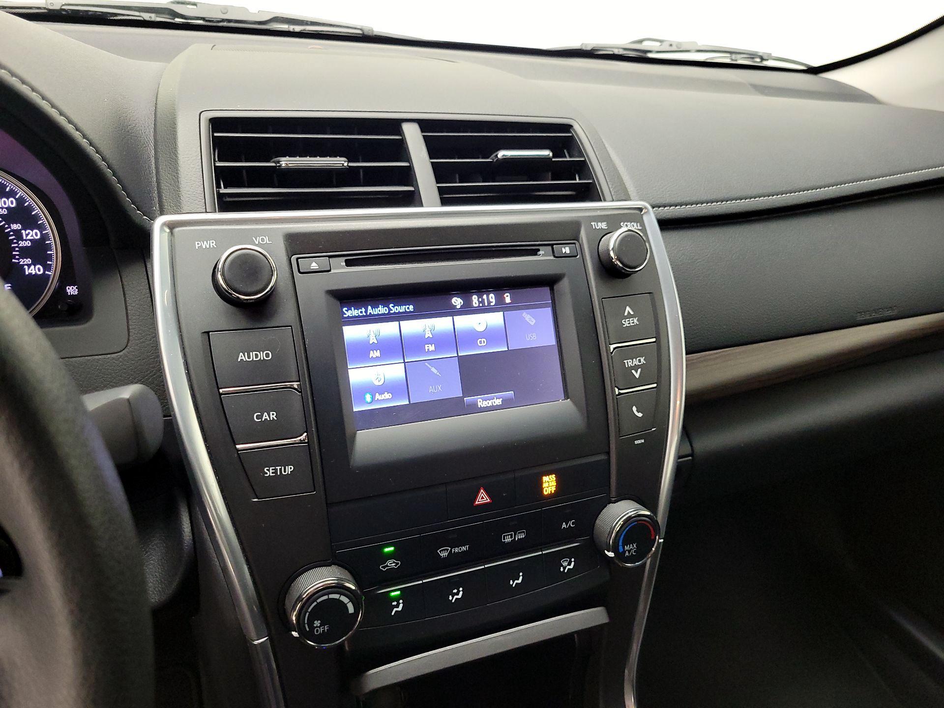 Thumbnail: 2016 Toyota Camry - 15