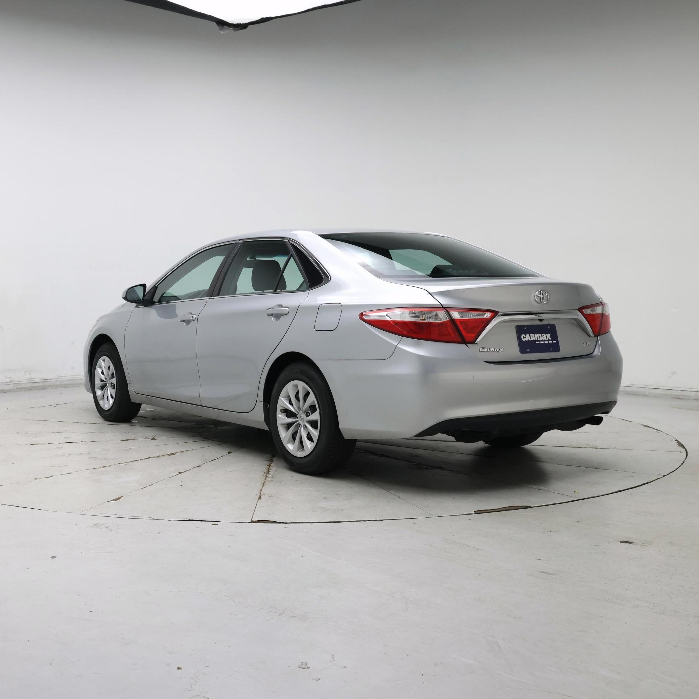 Thumbnail: 2016 Toyota Camry - 2