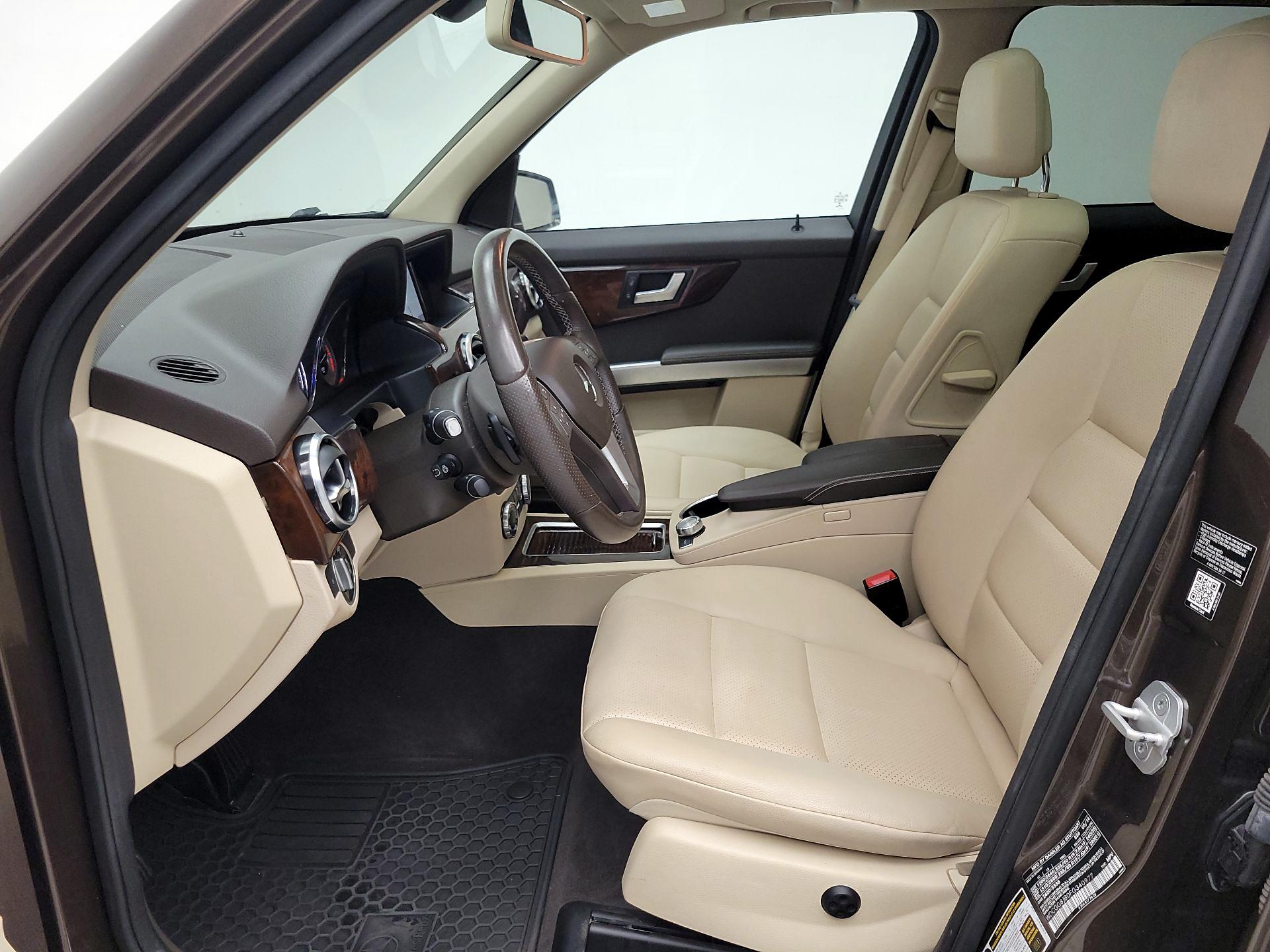 Thumbnail: 2015 Mercedes-Benz GLK - 11
