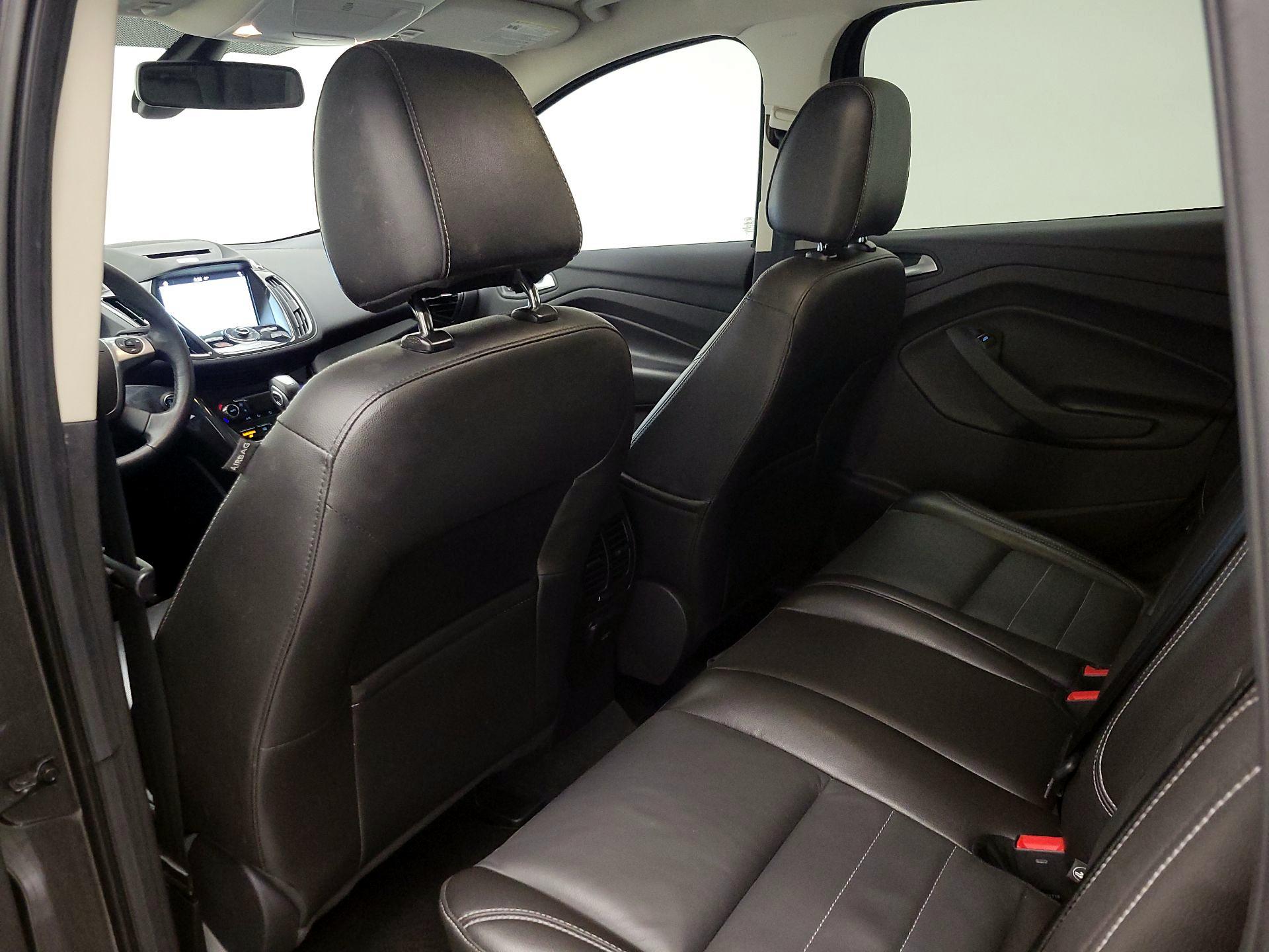 Thumbnail: 2016 Ford Escape - 20