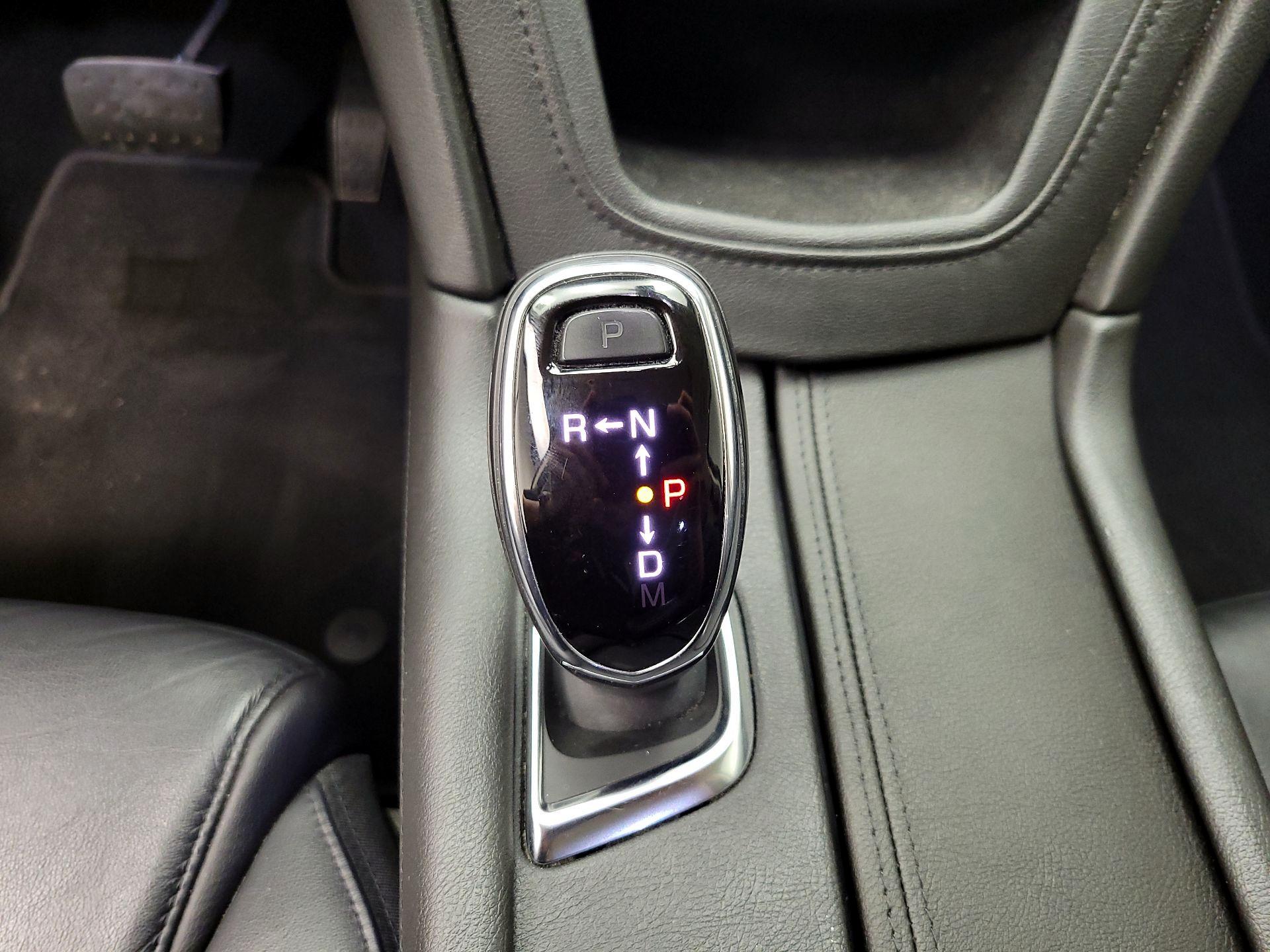 Thumbnail: 2018 Cadillac XT5 - 17