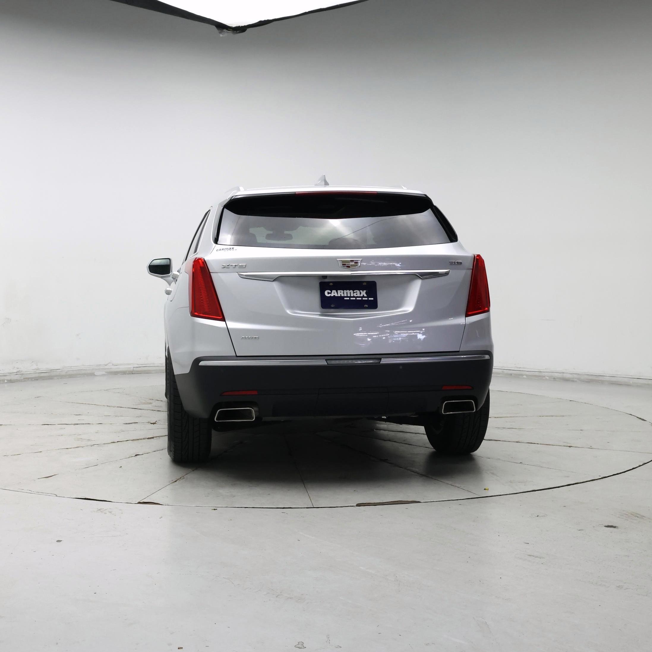 Thumbnail: 2018 Cadillac XT5 - 6