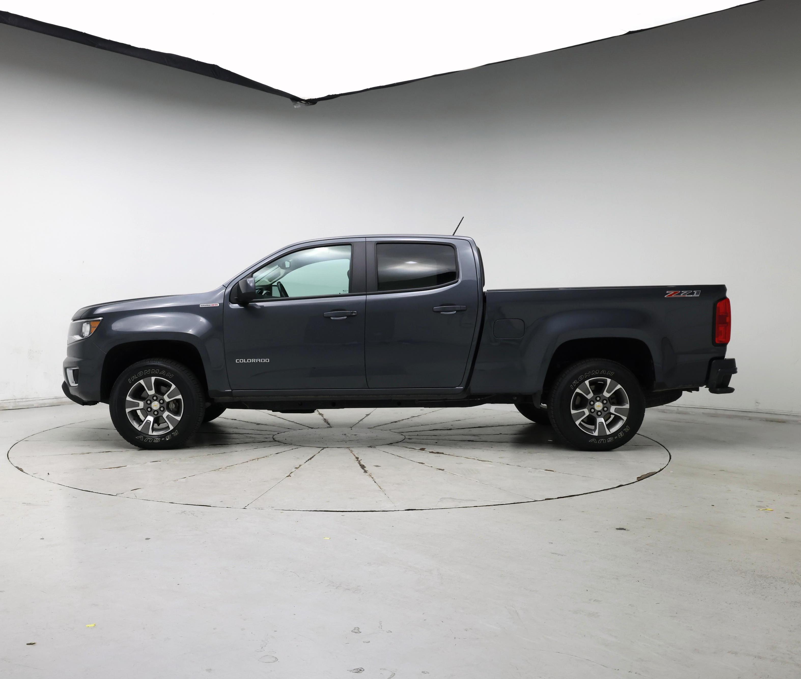 Thumbnail: 2016 Chevrolet Colorado - 3