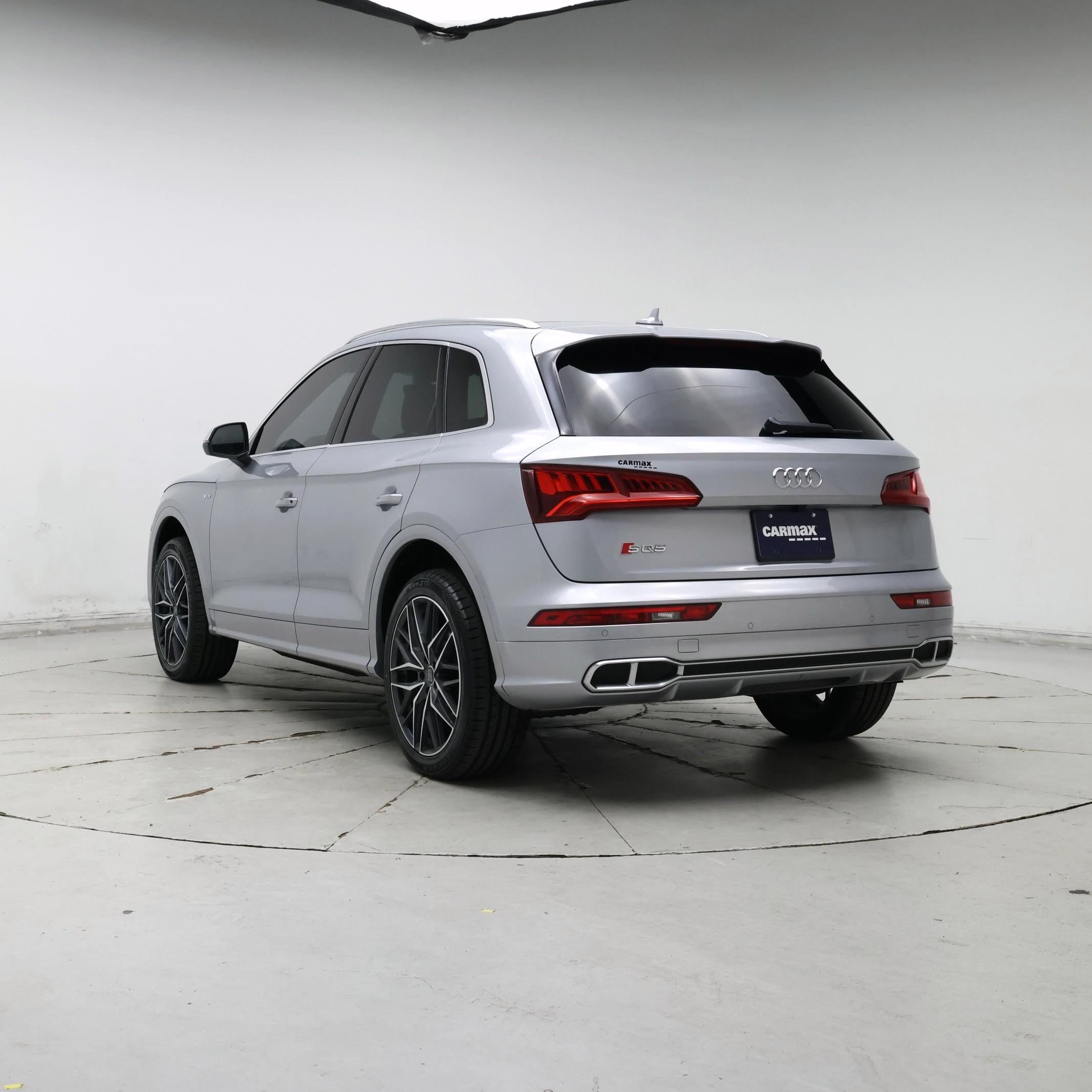 Thumbnail: 2018 Audi SQ5 - 2