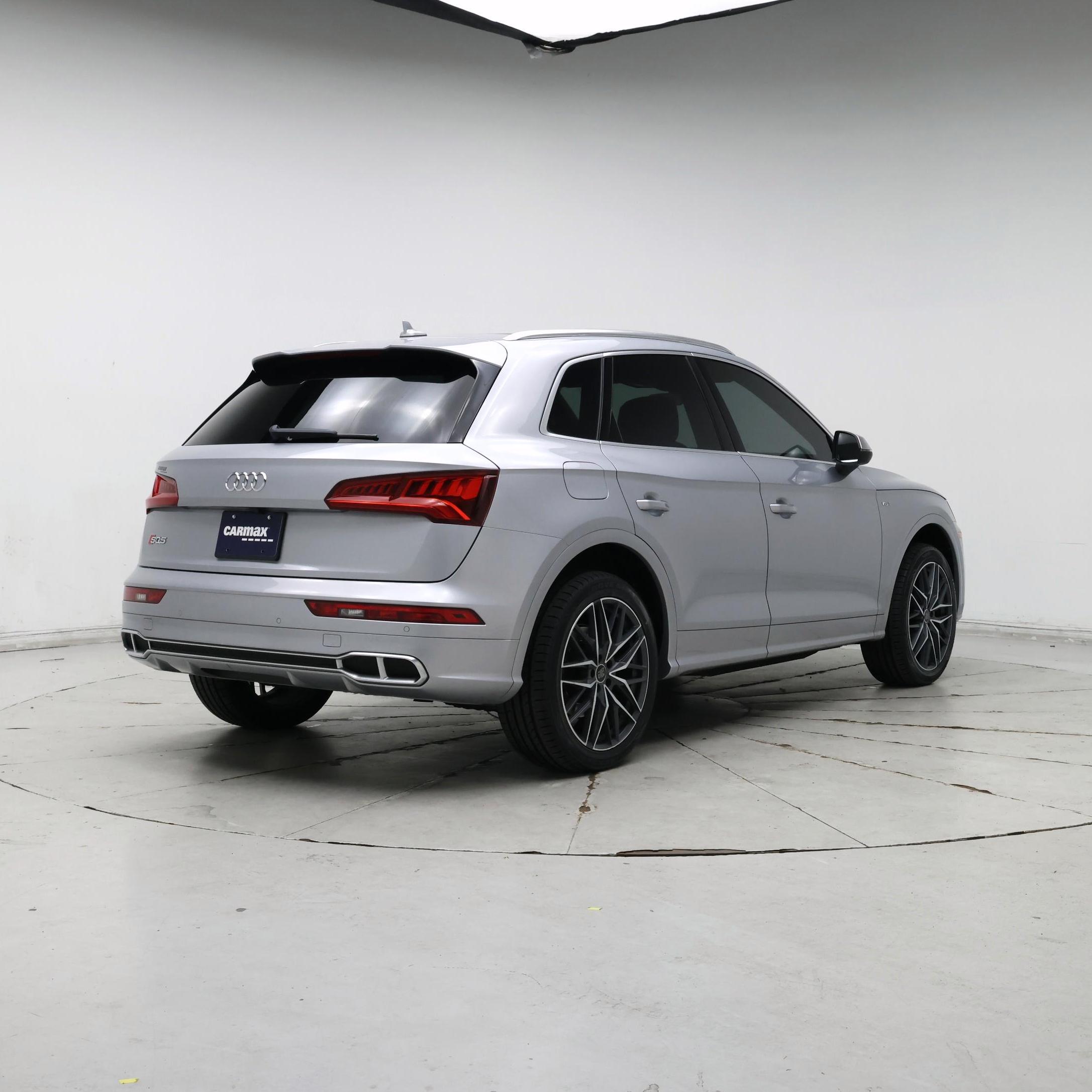 Thumbnail: 2018 Audi SQ5 - 8