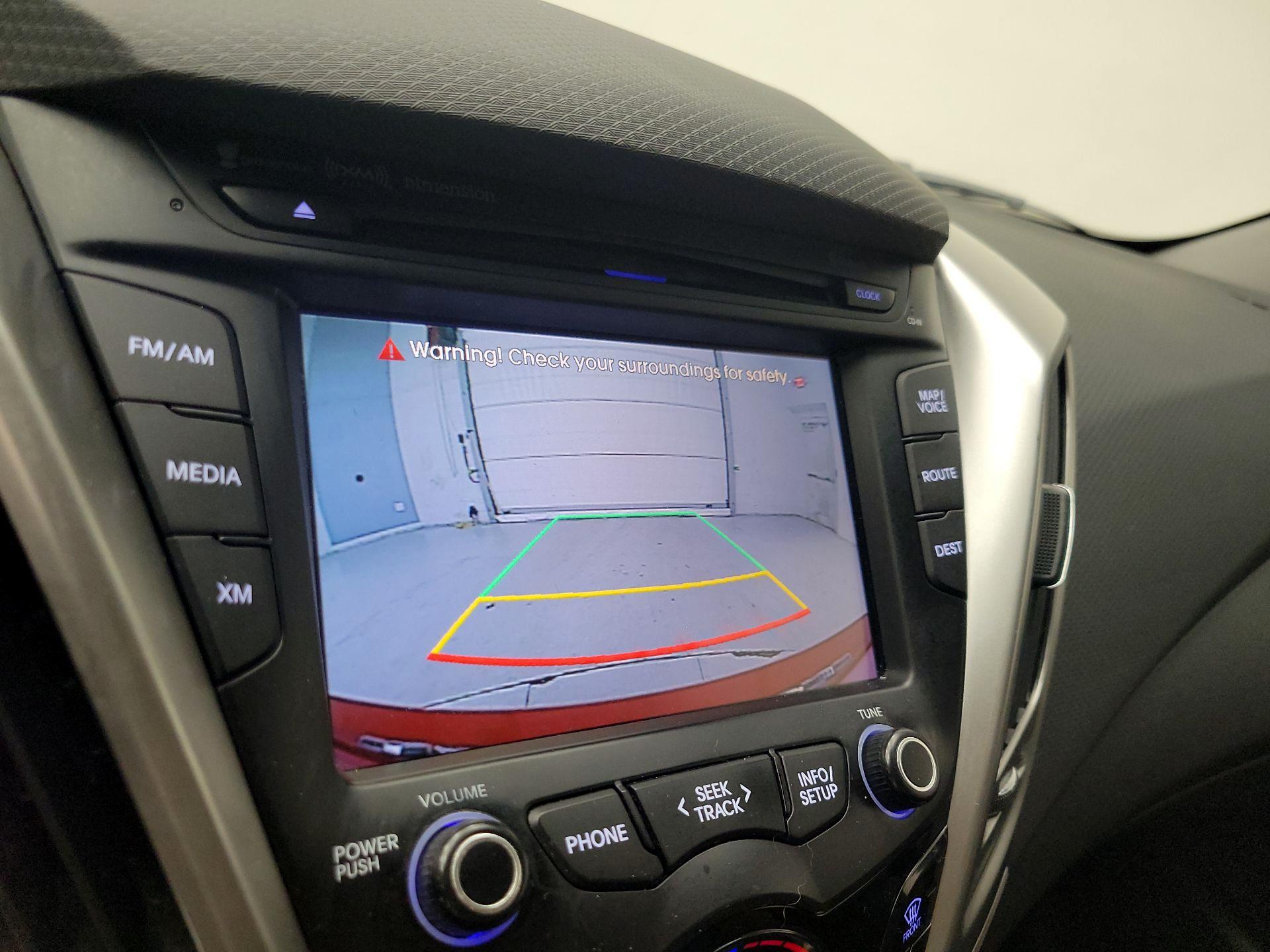 Thumbnail: 2014 Hyundai Veloster - 15