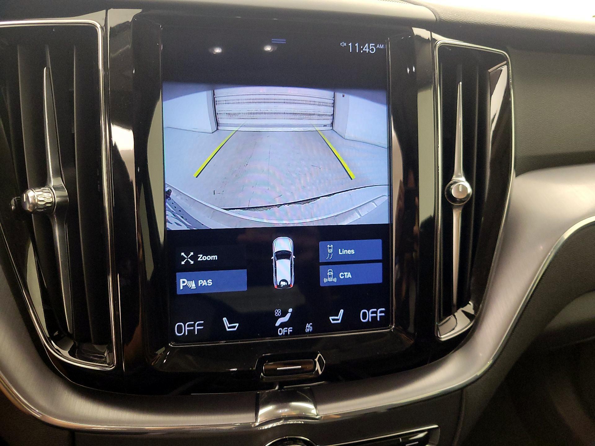 Thumbnail: 2020 Volvo XC60 - 14