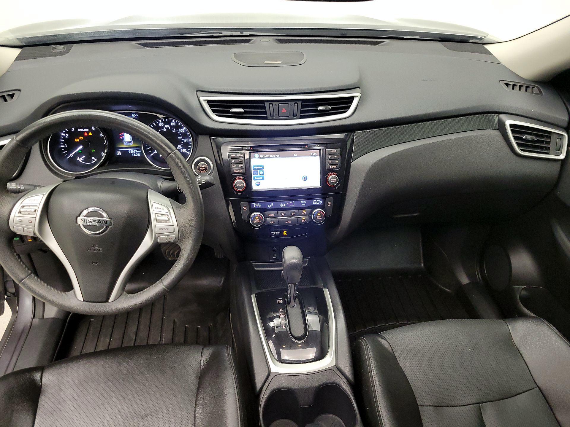Thumbnail: 2016 Nissan Rogue - 9