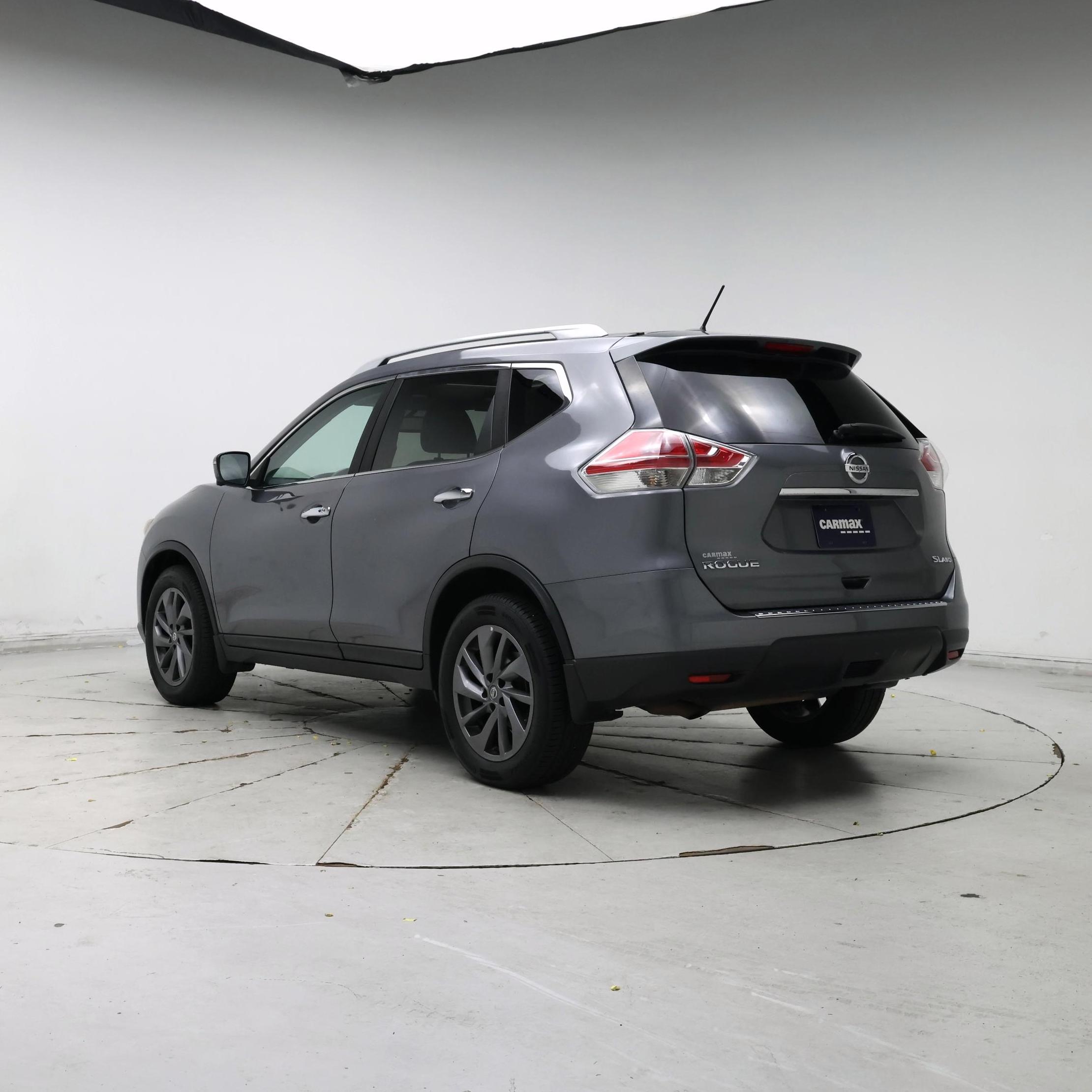 Thumbnail: 2016 Nissan Rogue - 2