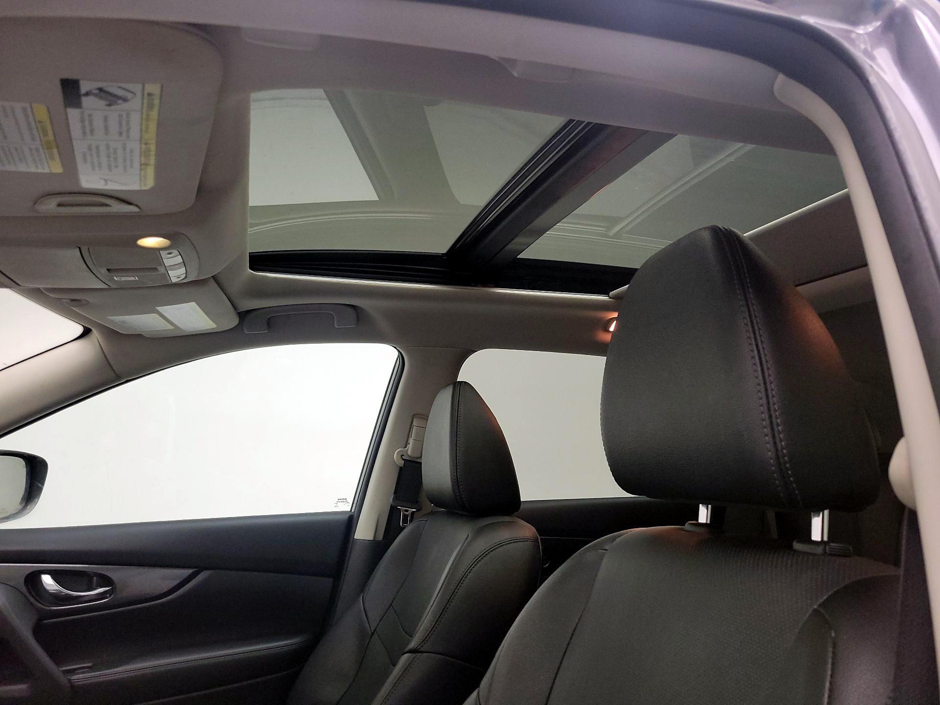 Thumbnail: 2016 Nissan Rogue - 20