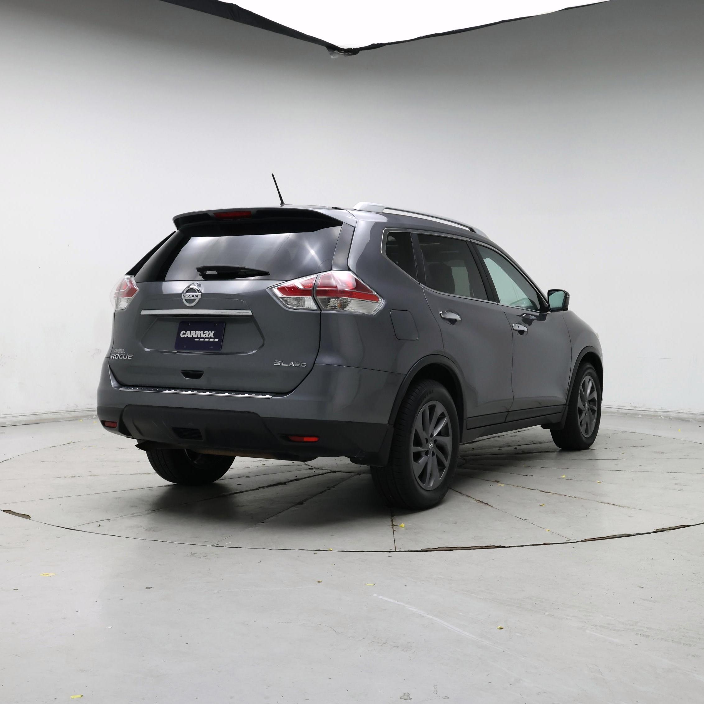 Thumbnail: 2016 Nissan Rogue - 8