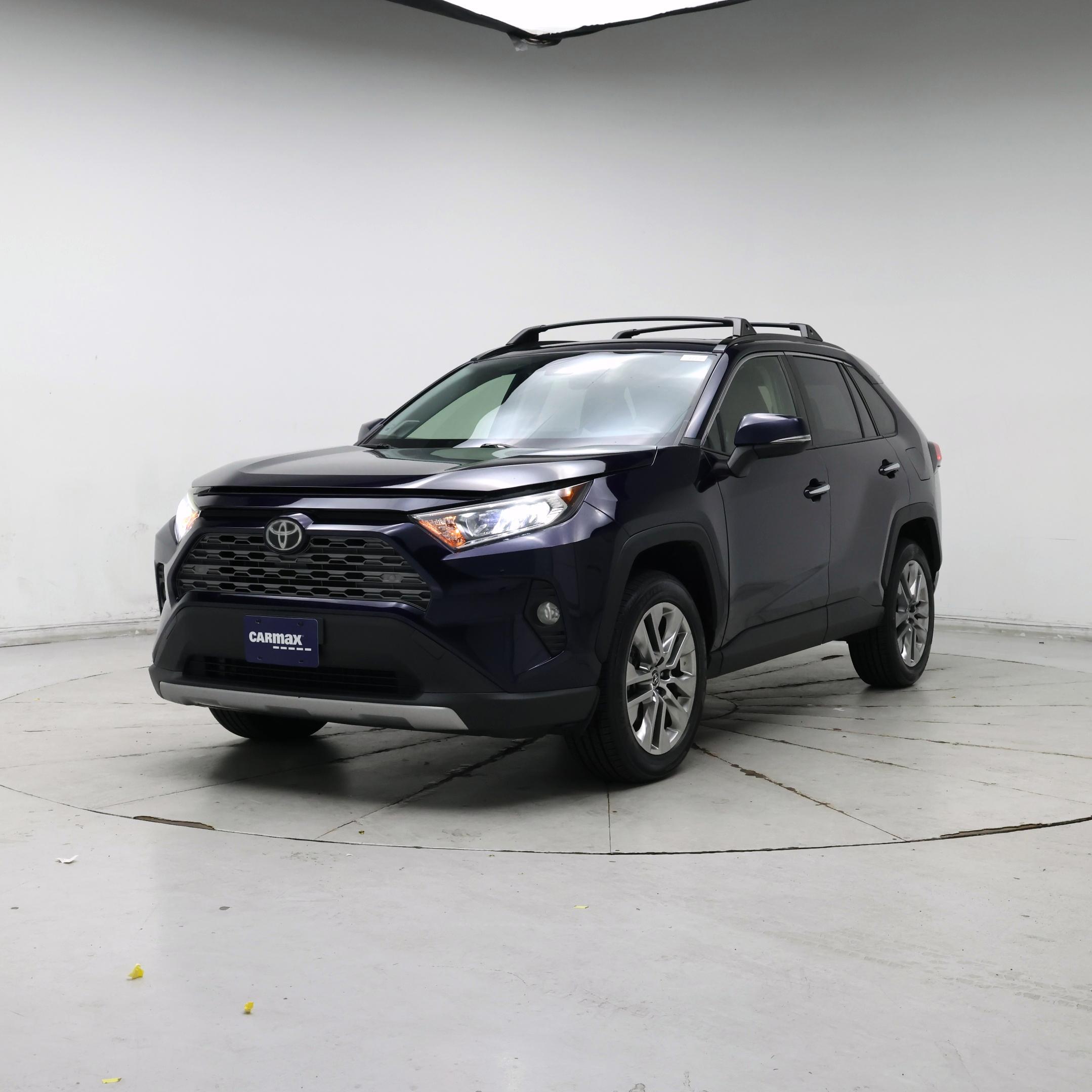Thumbnail: 2019 Toyota RAV4 - 4