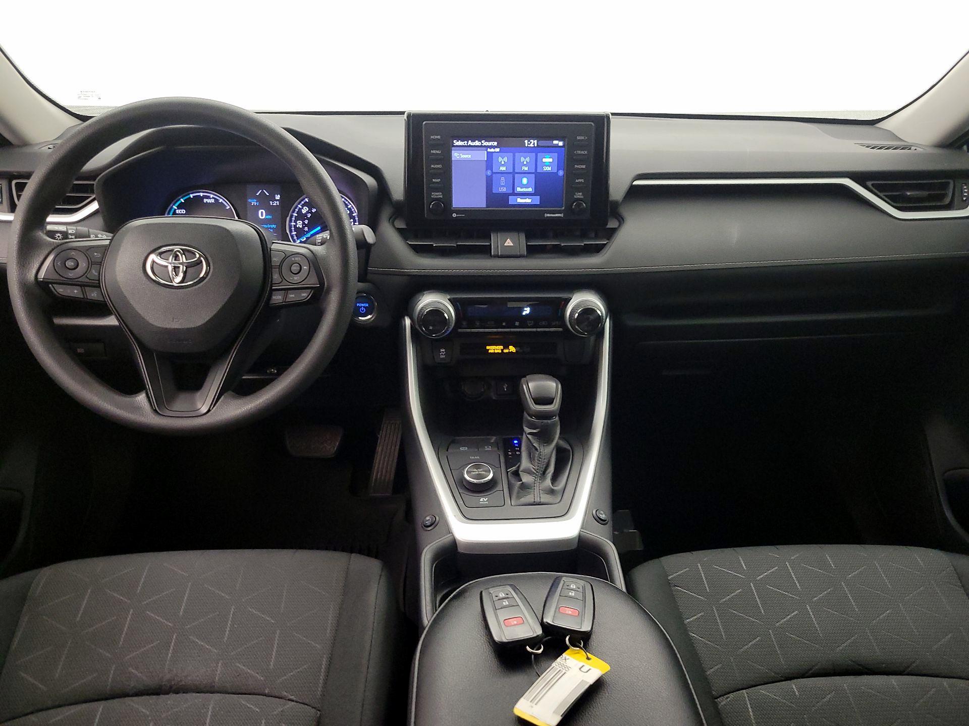 Thumbnail: 2020 Toyota RAV4 - 9