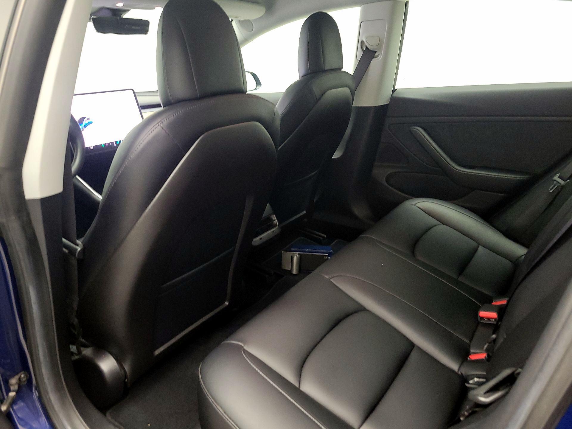 Thumbnail: 2019 Tesla Model 3 - 18