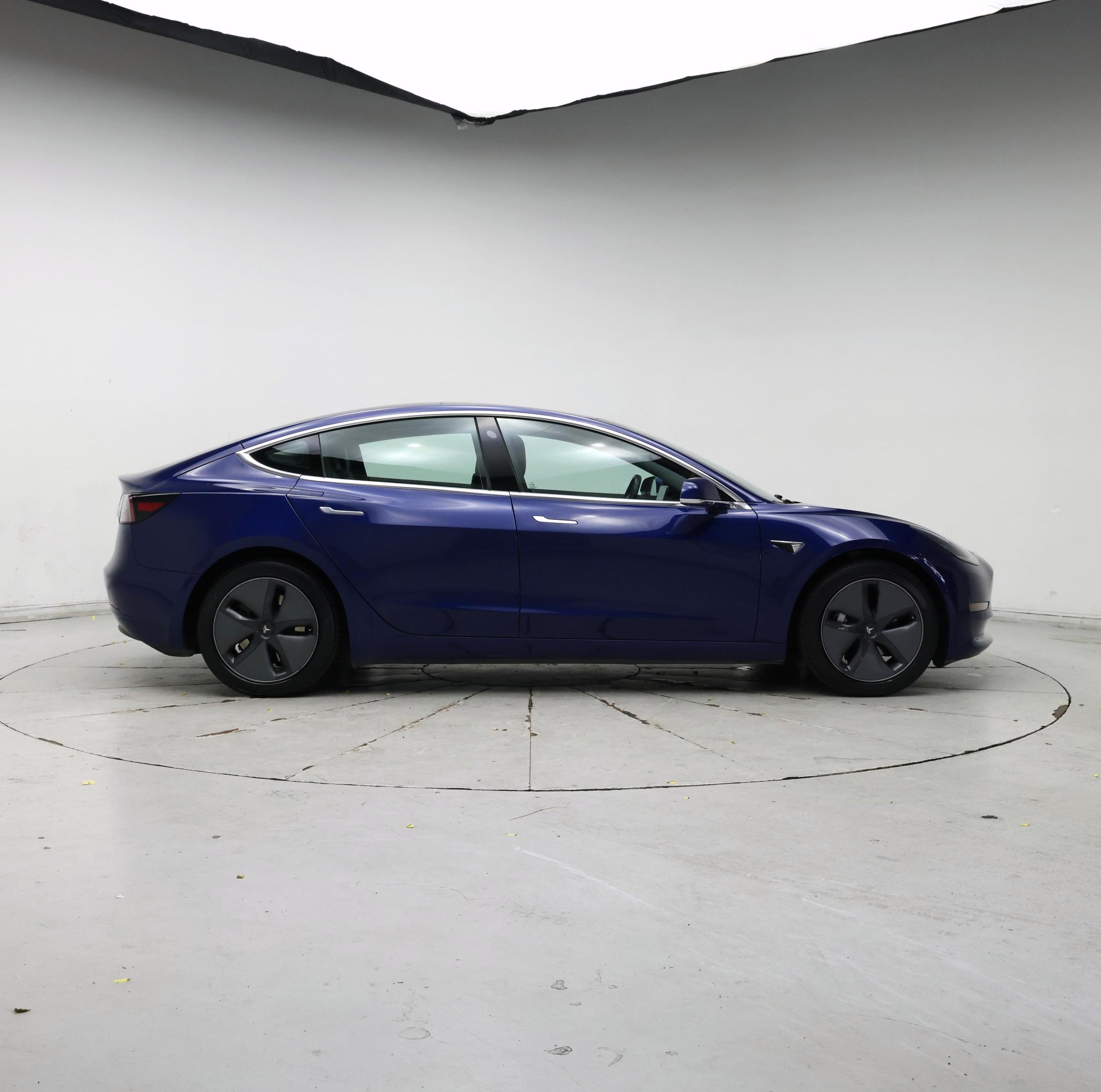 Thumbnail: 2019 Tesla Model 3 - 7