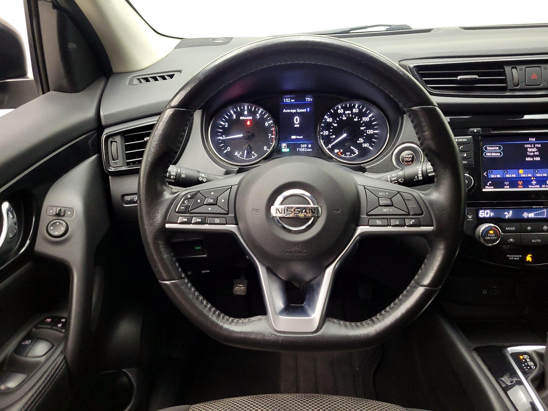 Thumbnail: 2019 Nissan Rogue Sport - 10