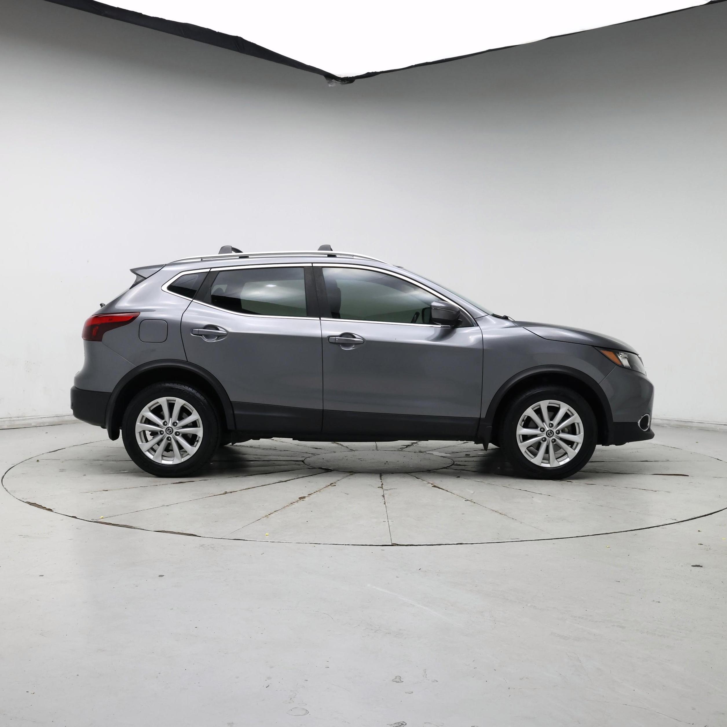 Thumbnail: 2019 Nissan Rogue Sport - 7