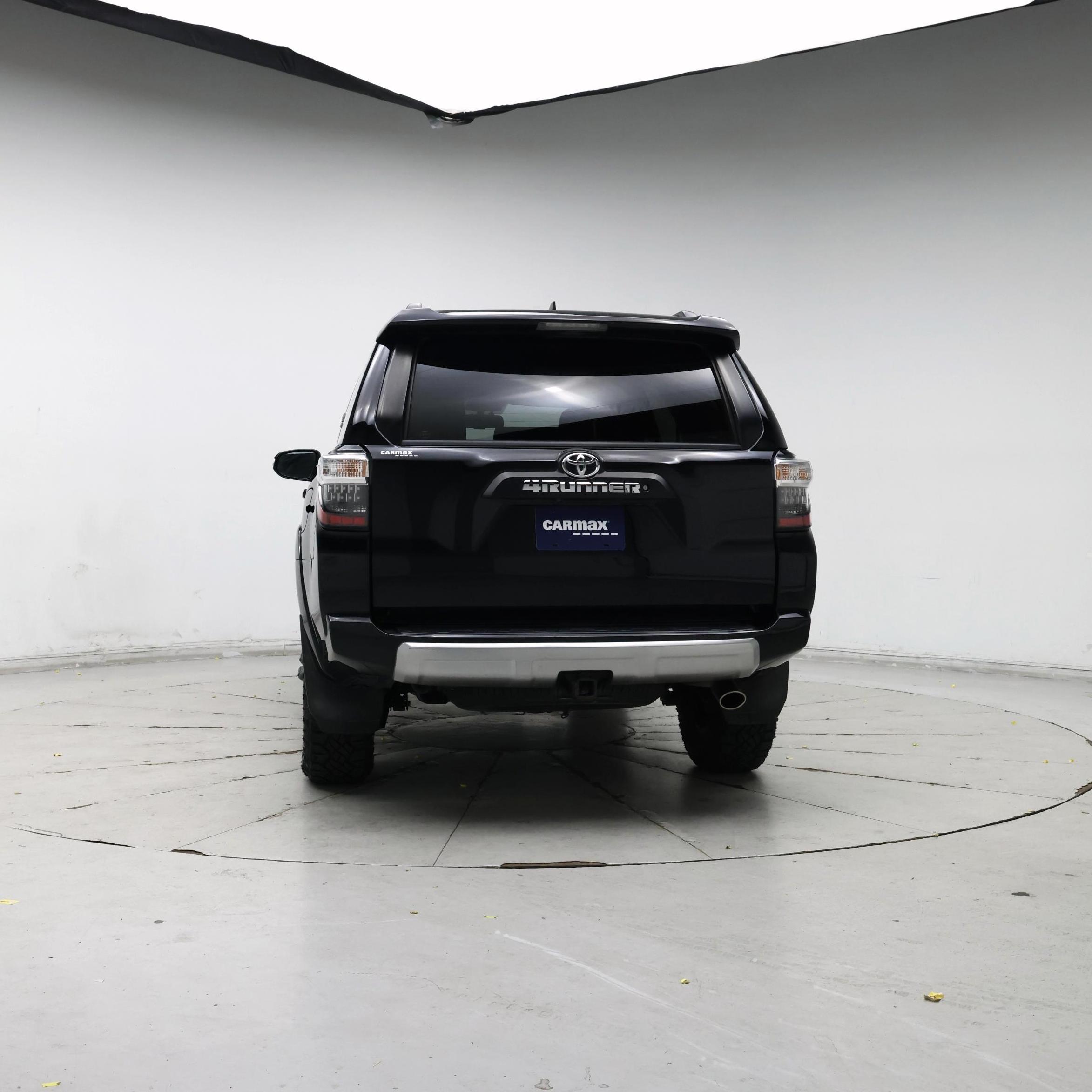 Thumbnail: 2017 Toyota 4Runner - 6
