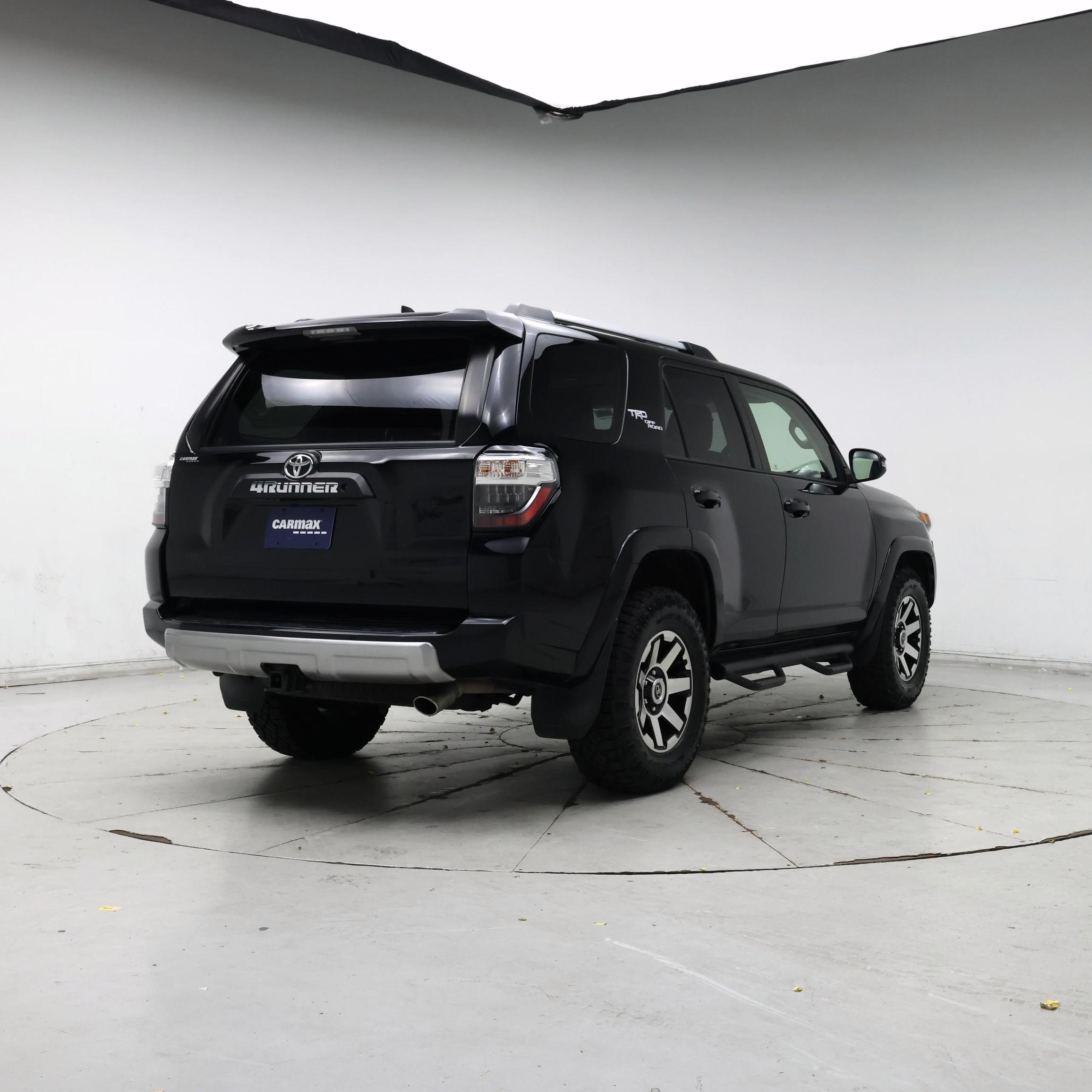 Thumbnail: 2017 Toyota 4Runner - 8